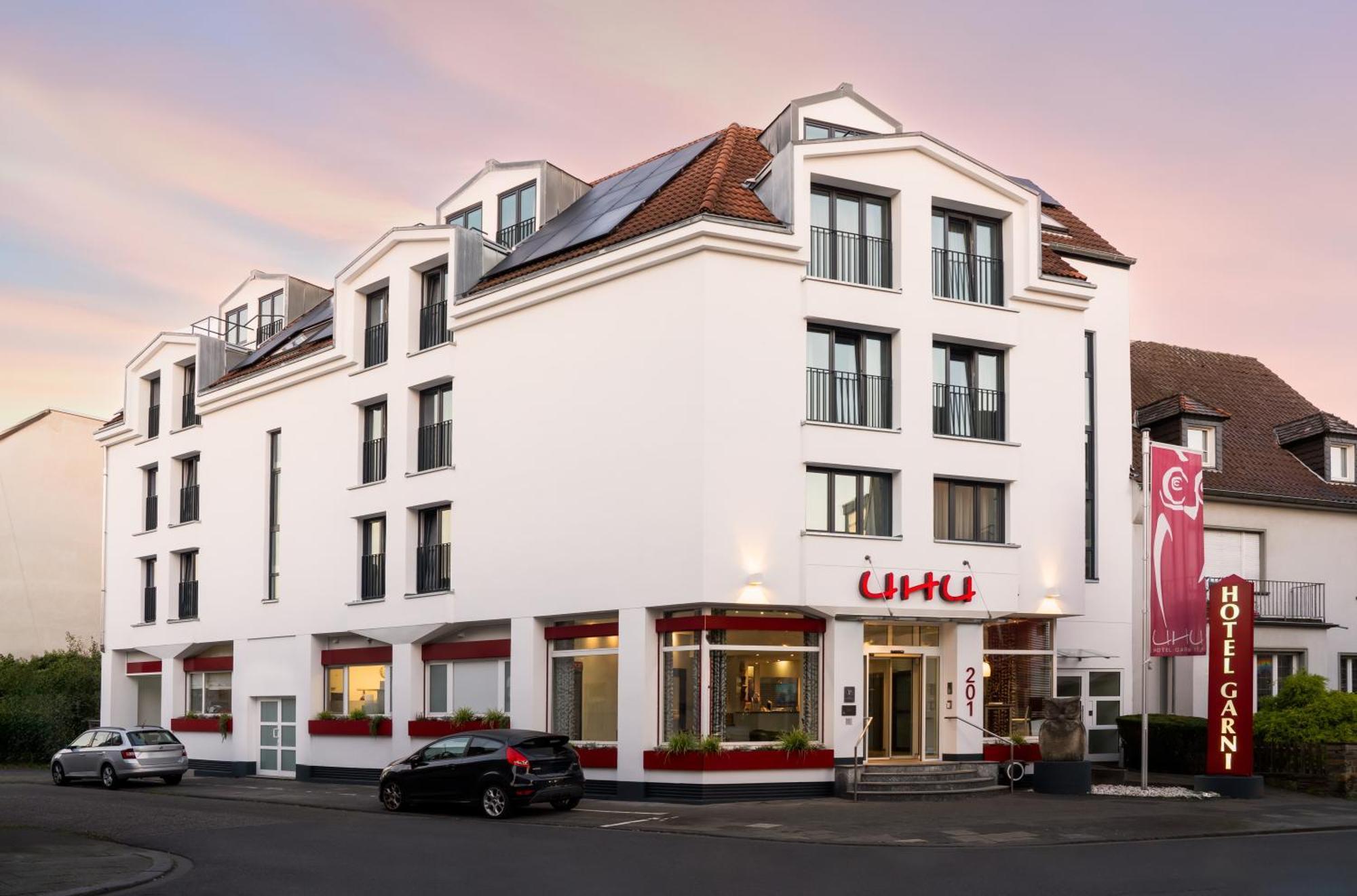 Uhu Garni 3* Cologne