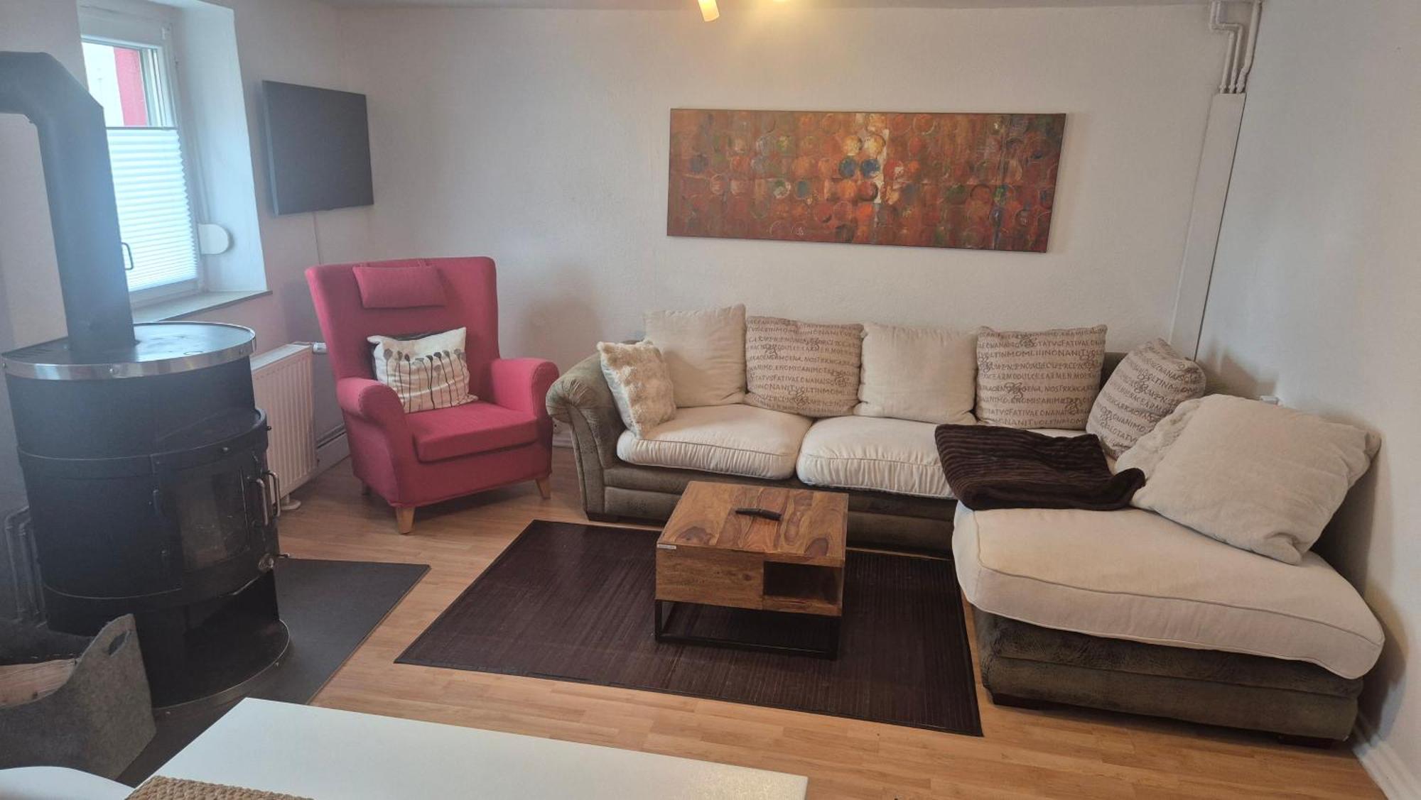 Bed & Breakfast Schoenste Lage Am Rhein In Unmittelbarer Stadtnaehe, Cologne