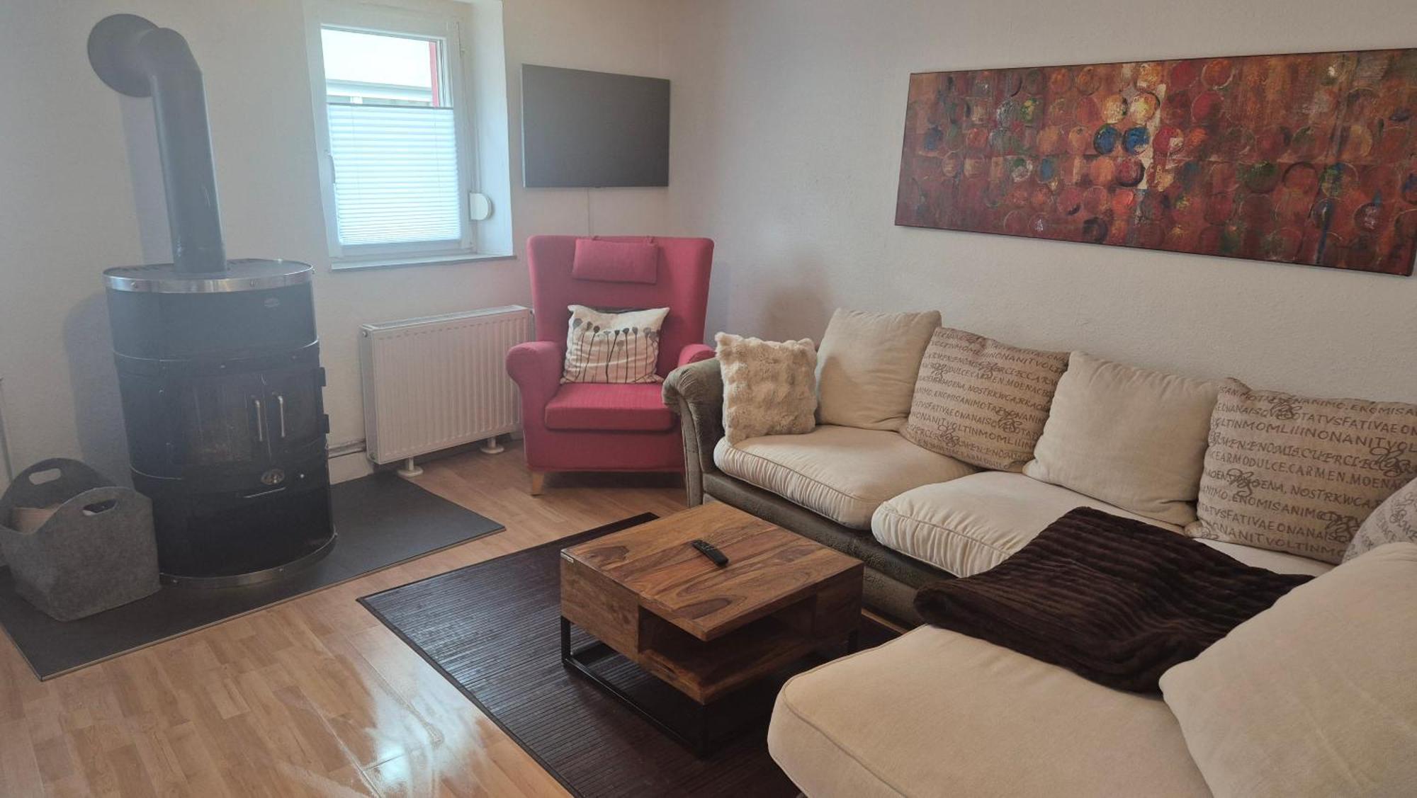 Schoenste Lage Am Rhein In Unmittelbarer Stadtnaehe, Bed & Breakfast