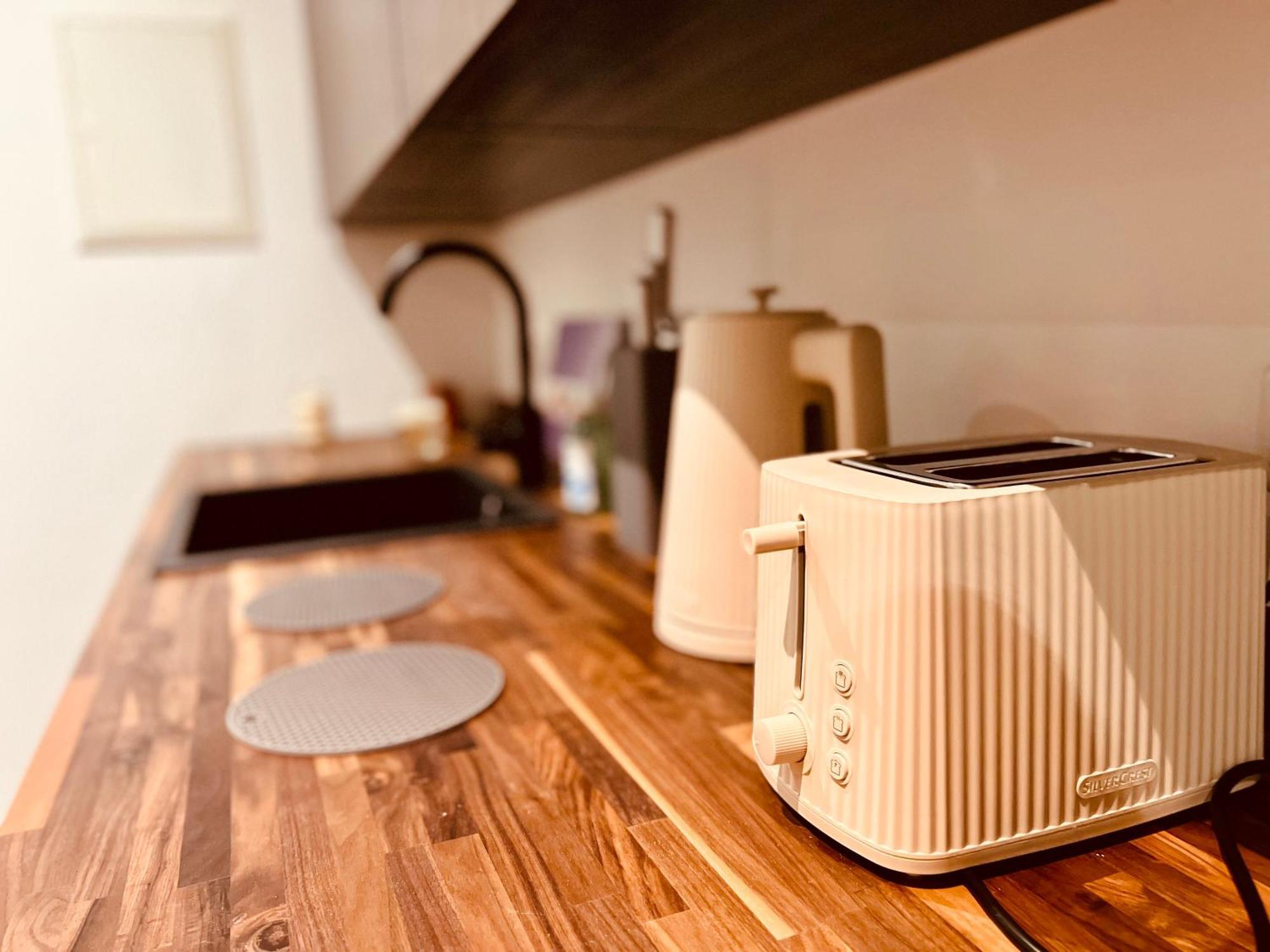 Apartament Schoenes In Lindenthal Kolonia