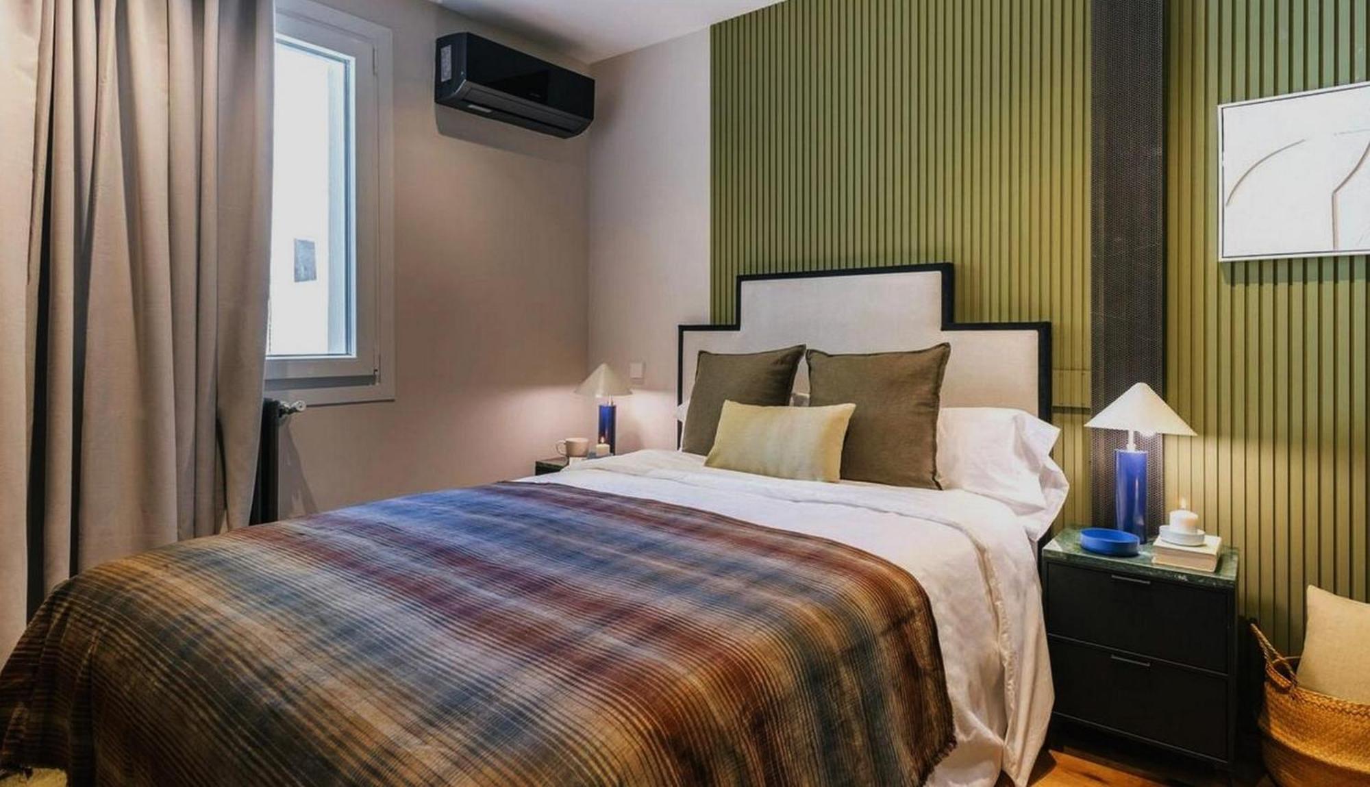 4 Bedrooms Center Cologne