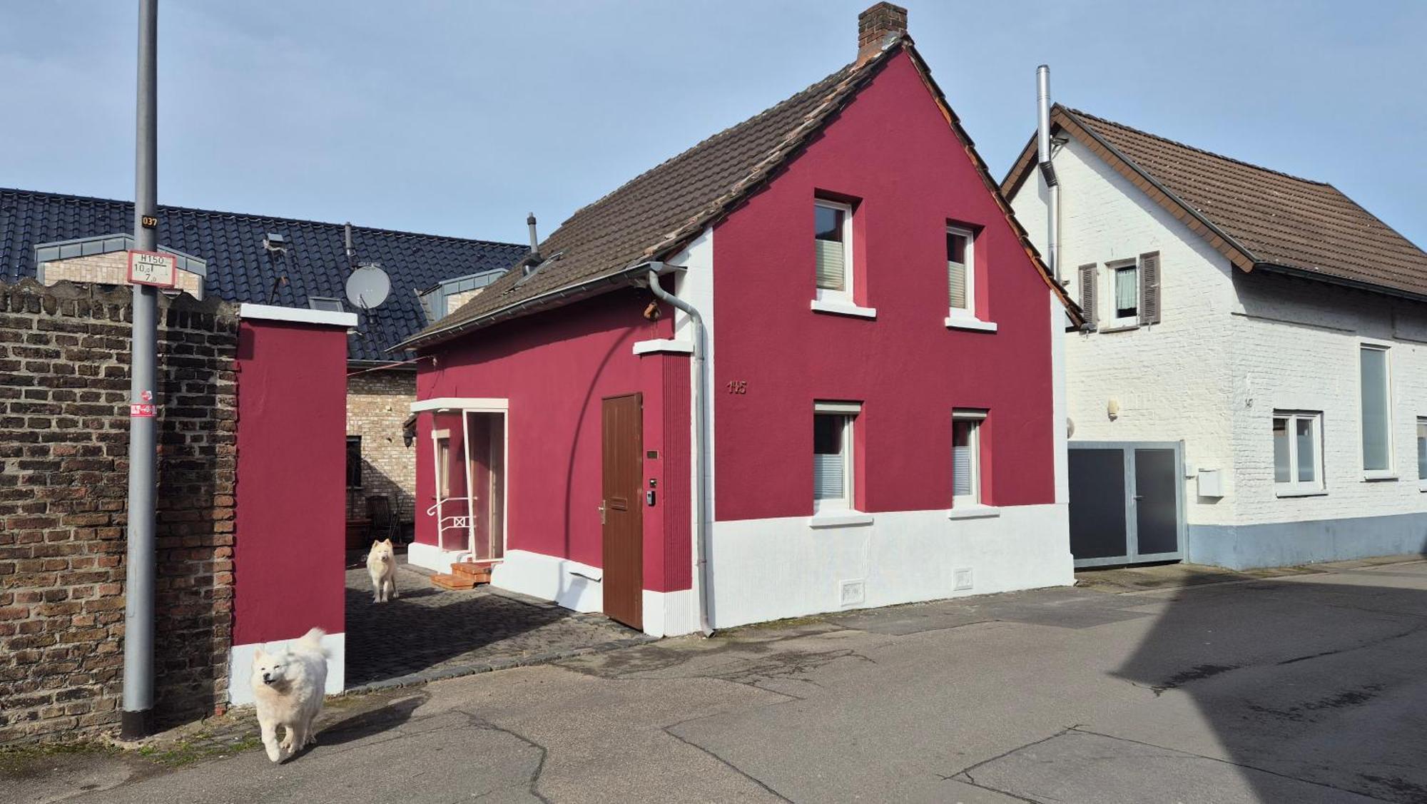 Bed & Breakfast Schoenste Lage Am Rhein In Unmittelbarer Stadtnaehe, Cologne