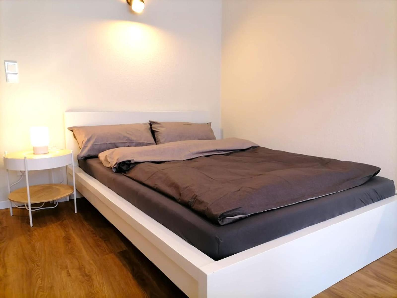 Gemuetliches Mit 2 Schlaf- Und 2 Badezimmern Balkon Apartment