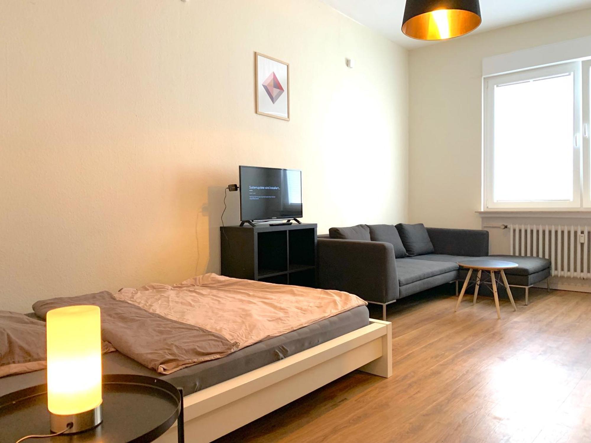 Gemuetliches Mit 2 Schlaf- Und 2 Badezimmern Balkon Apartment *