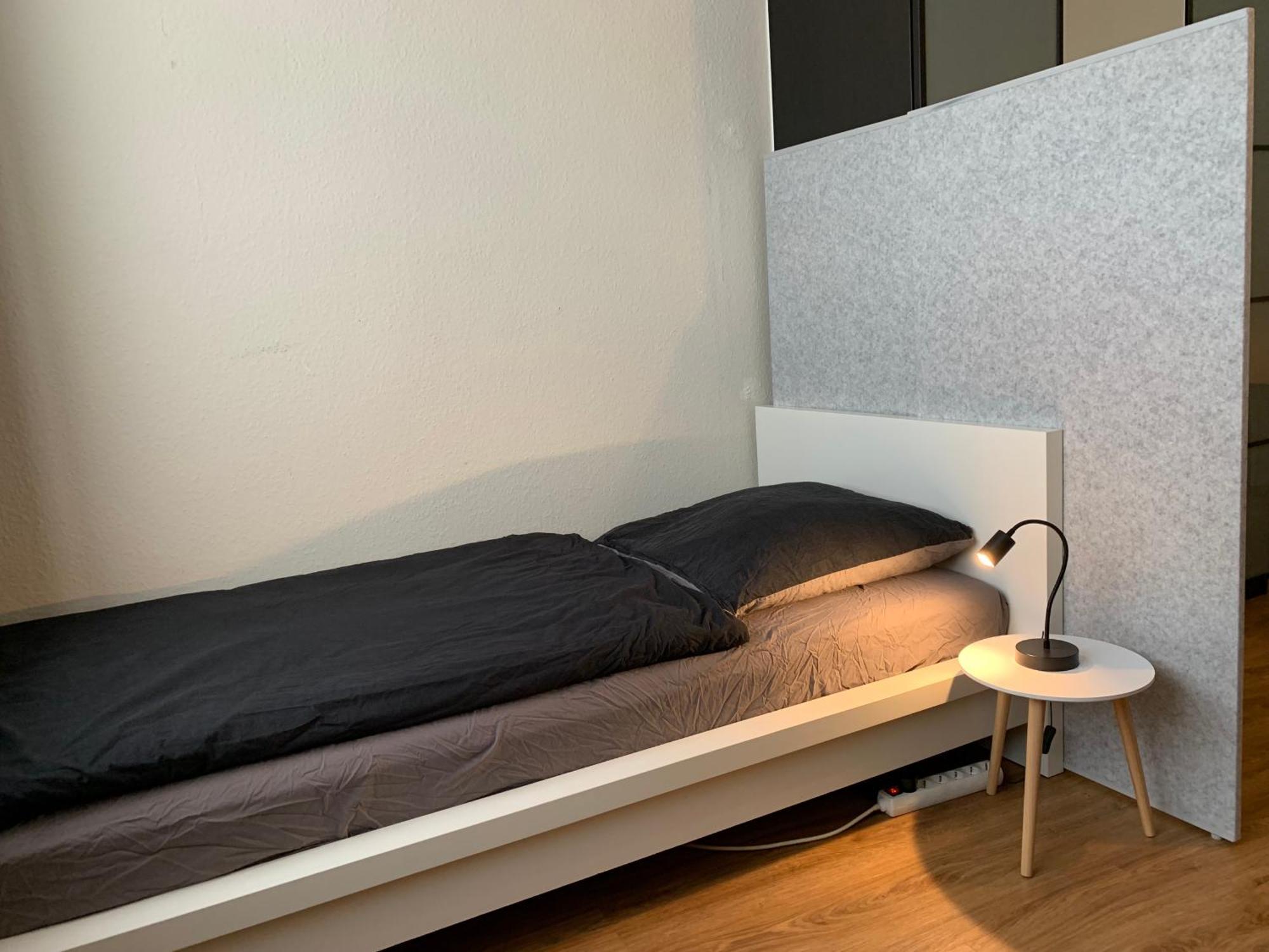 Gemuetliches Mit 2 Schlaf- Und 2 Badezimmern Balkon * Cologne
