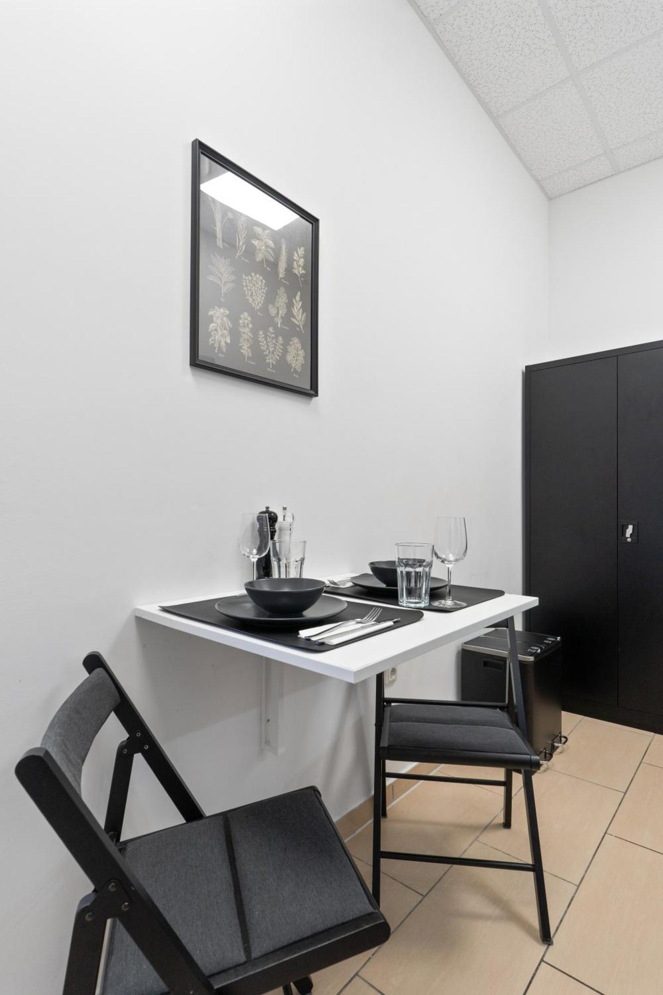 Appartement Gemuetlich Und Zentral, 3km Zum Flughafen Koeln-bonn *