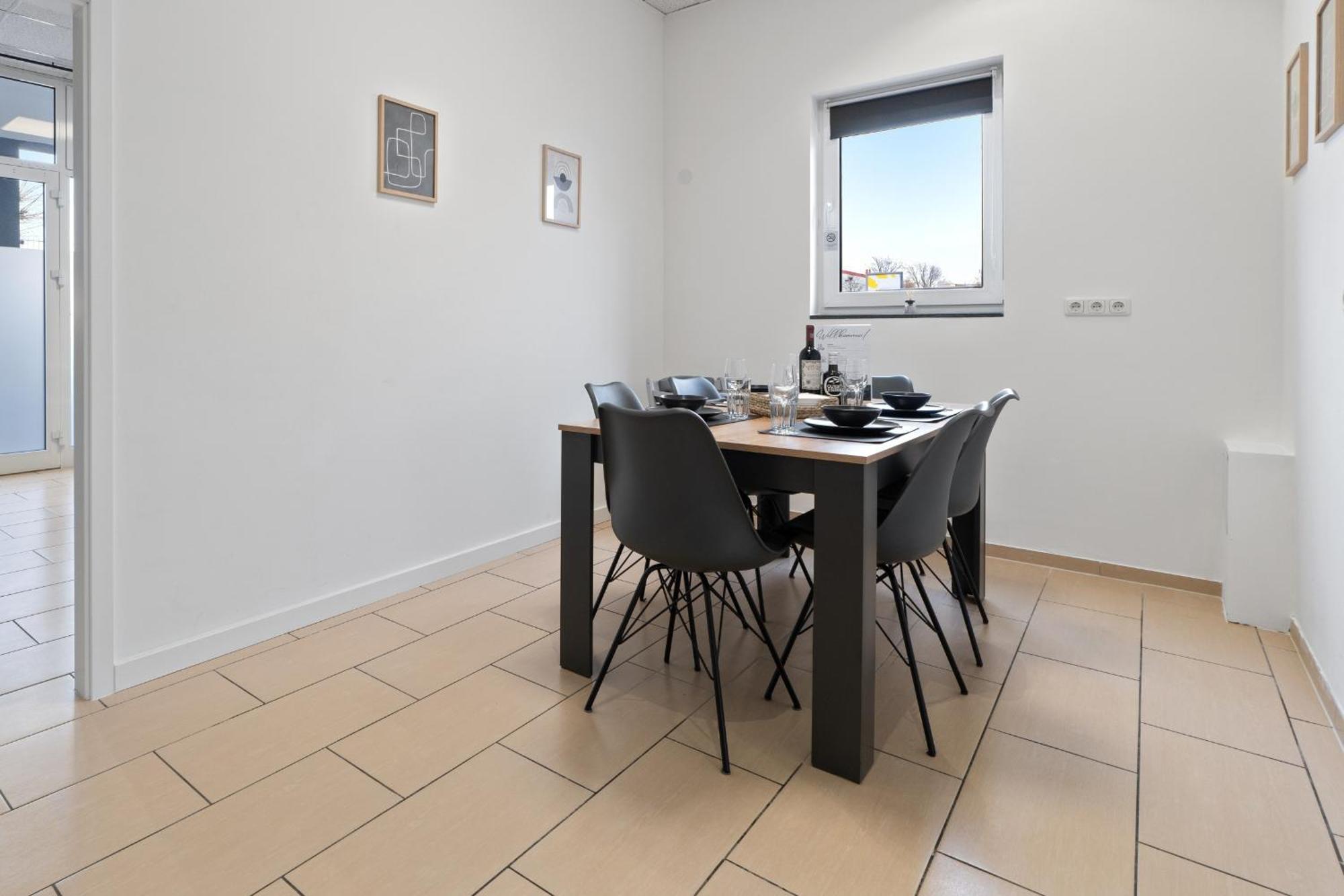 Appartement Gemuetlich Und Zentral, 3km Zum Flughafen Koeln-bonn