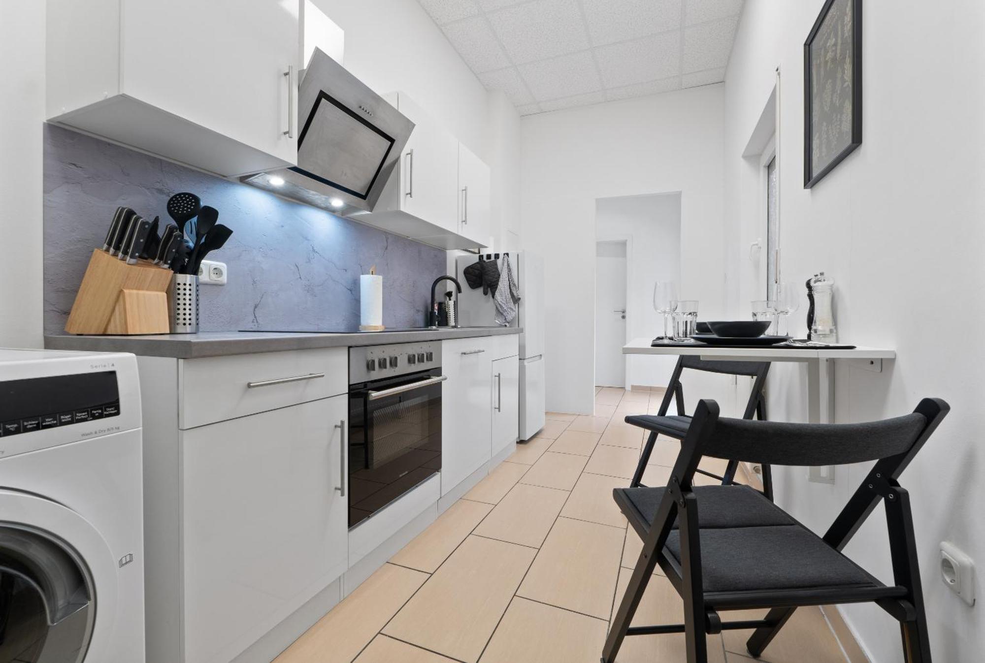 Appartement Gemuetlich Und Zentral, 3km Zum Flughafen Koeln-bonn Keulen