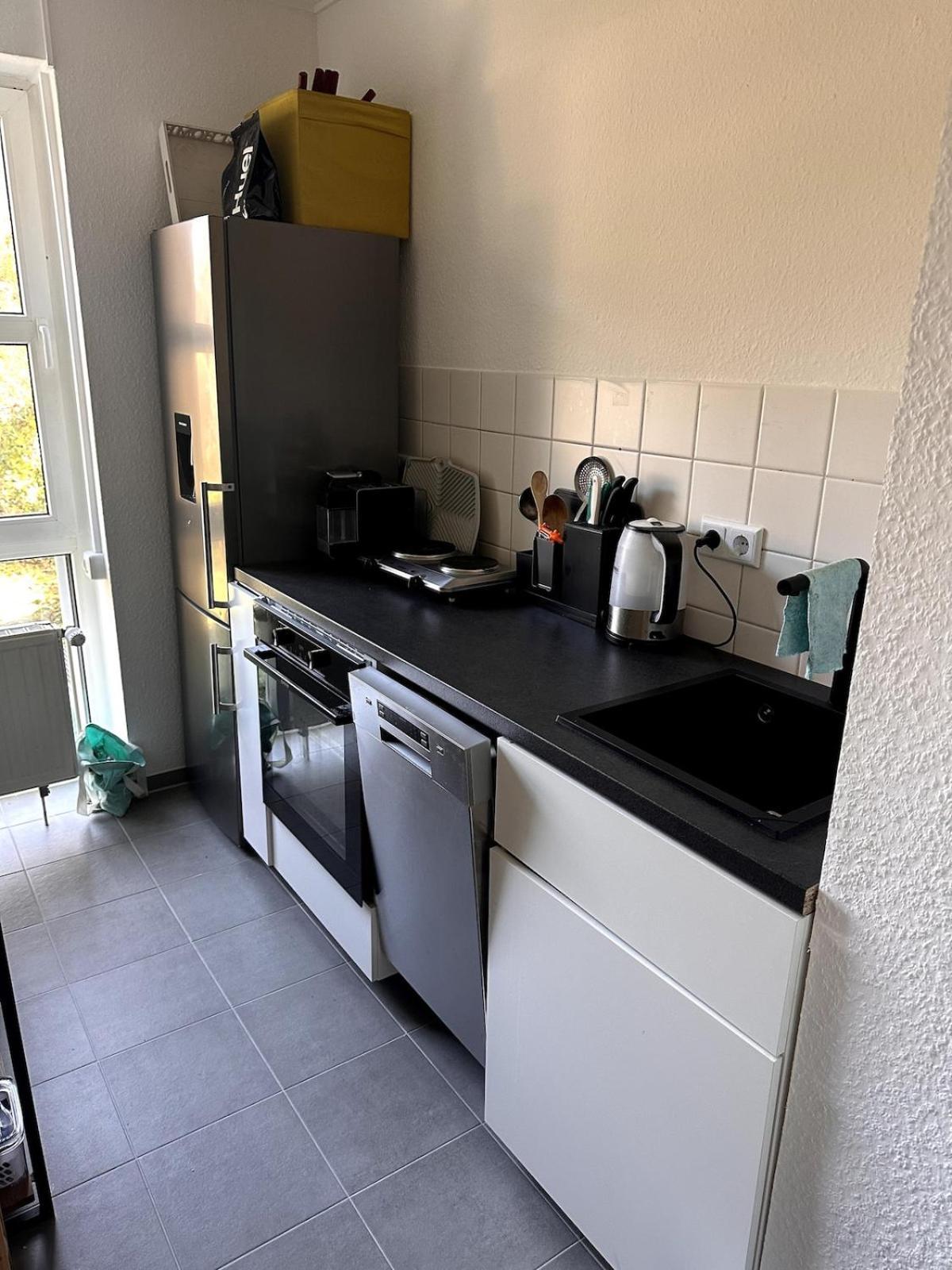 Near Trade Fair, Rhine And Apartment *