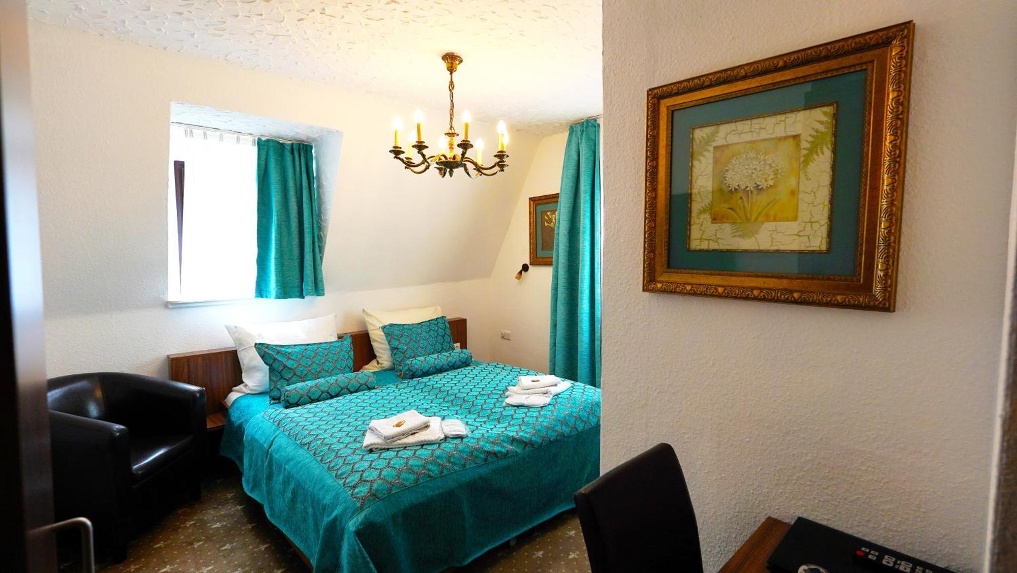 Hotel Und Restaurant Loewenbraeu