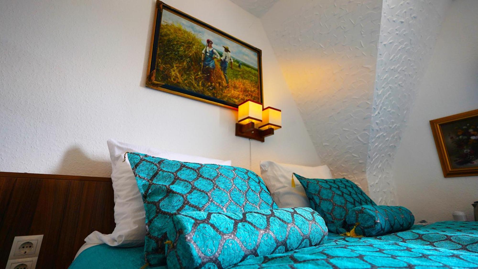 Und Restaurant Loewenbraeu Hotel Cologne