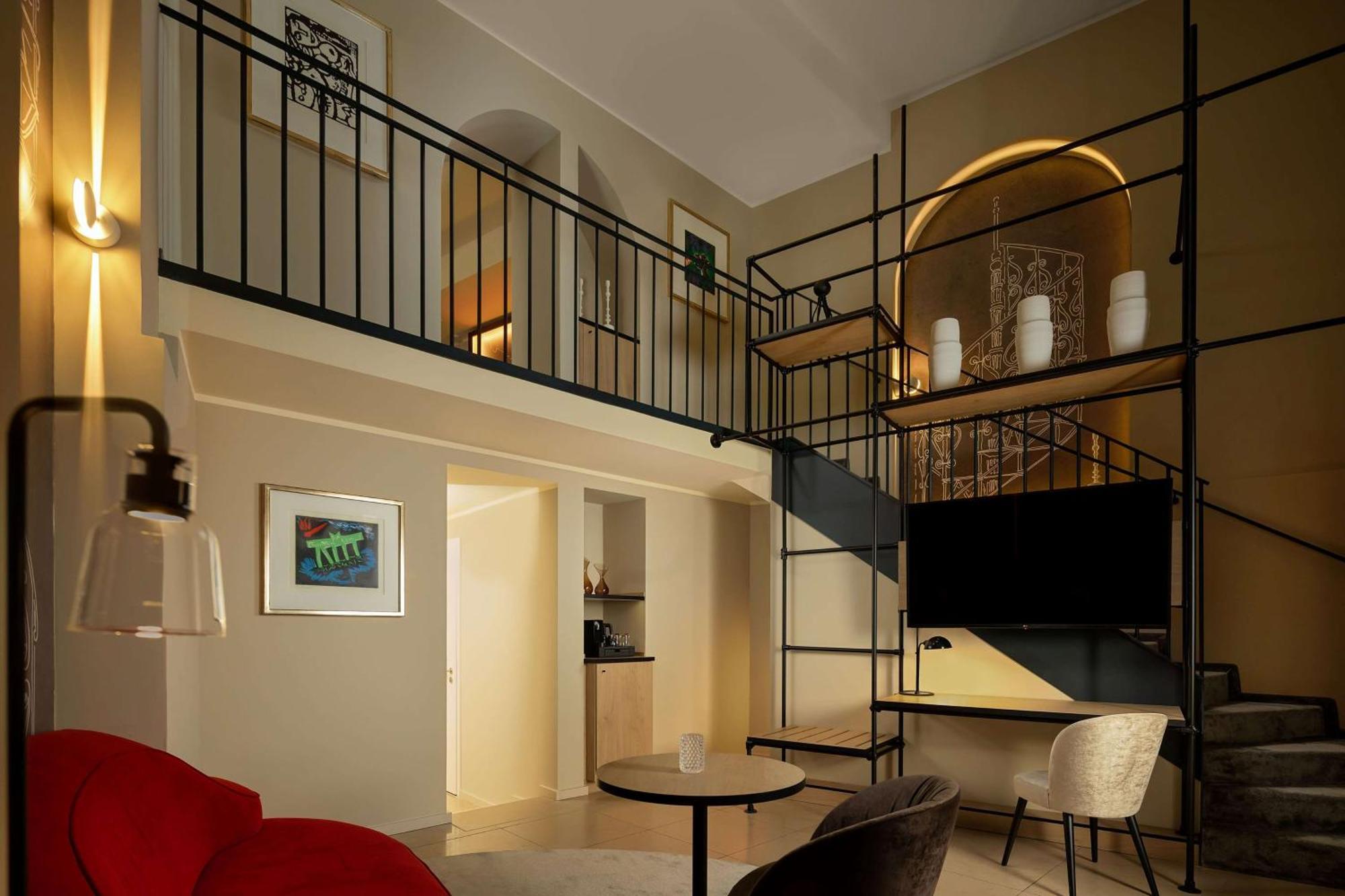 Wasserturm Cologne, Curio Collection By Hilton Hotel Cologne