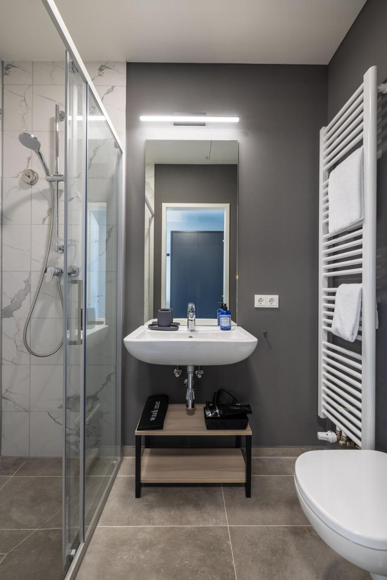 Aparthotel Ehrenfeld 4*