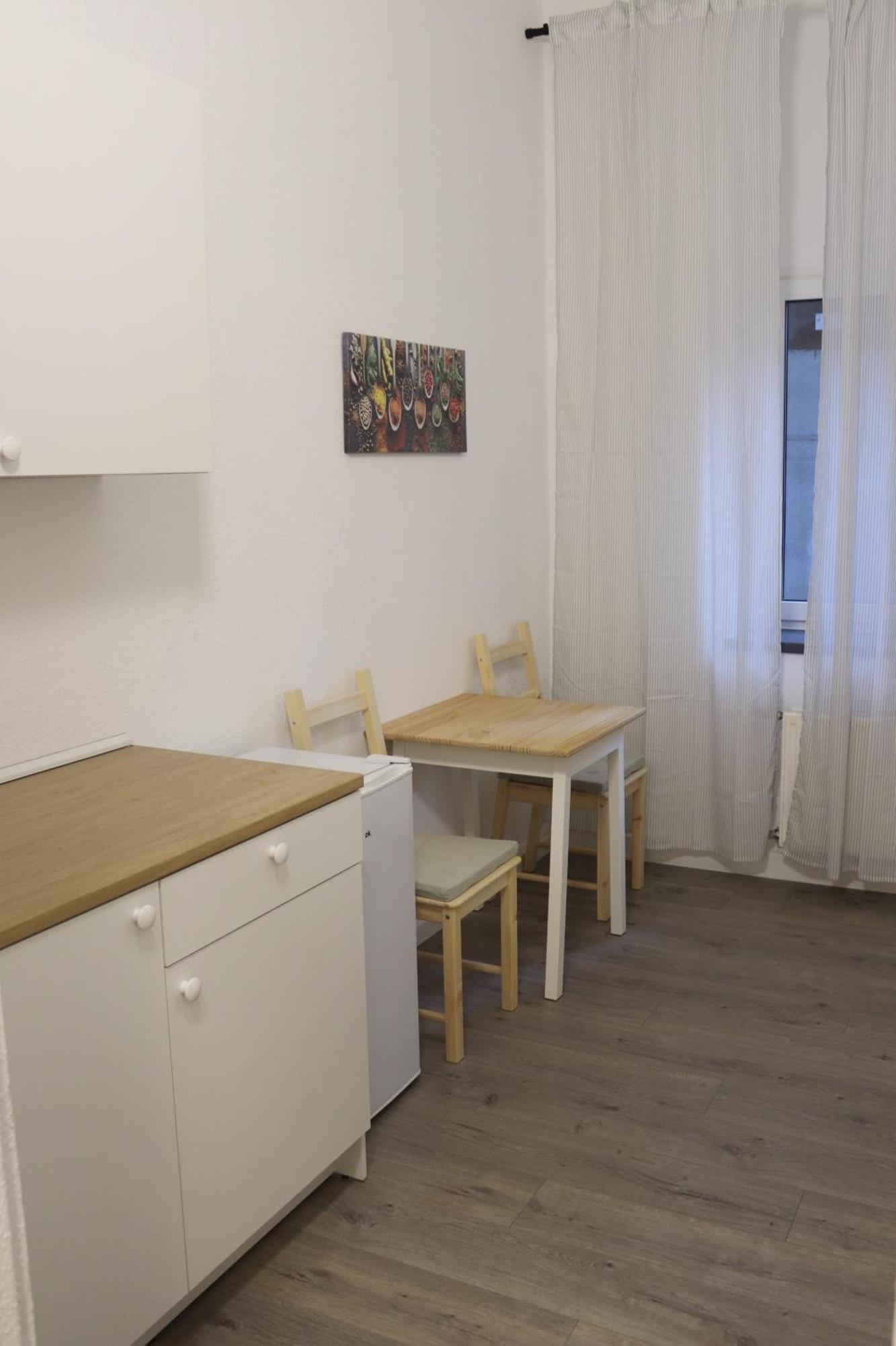 Apartment Berliner Str 139 *