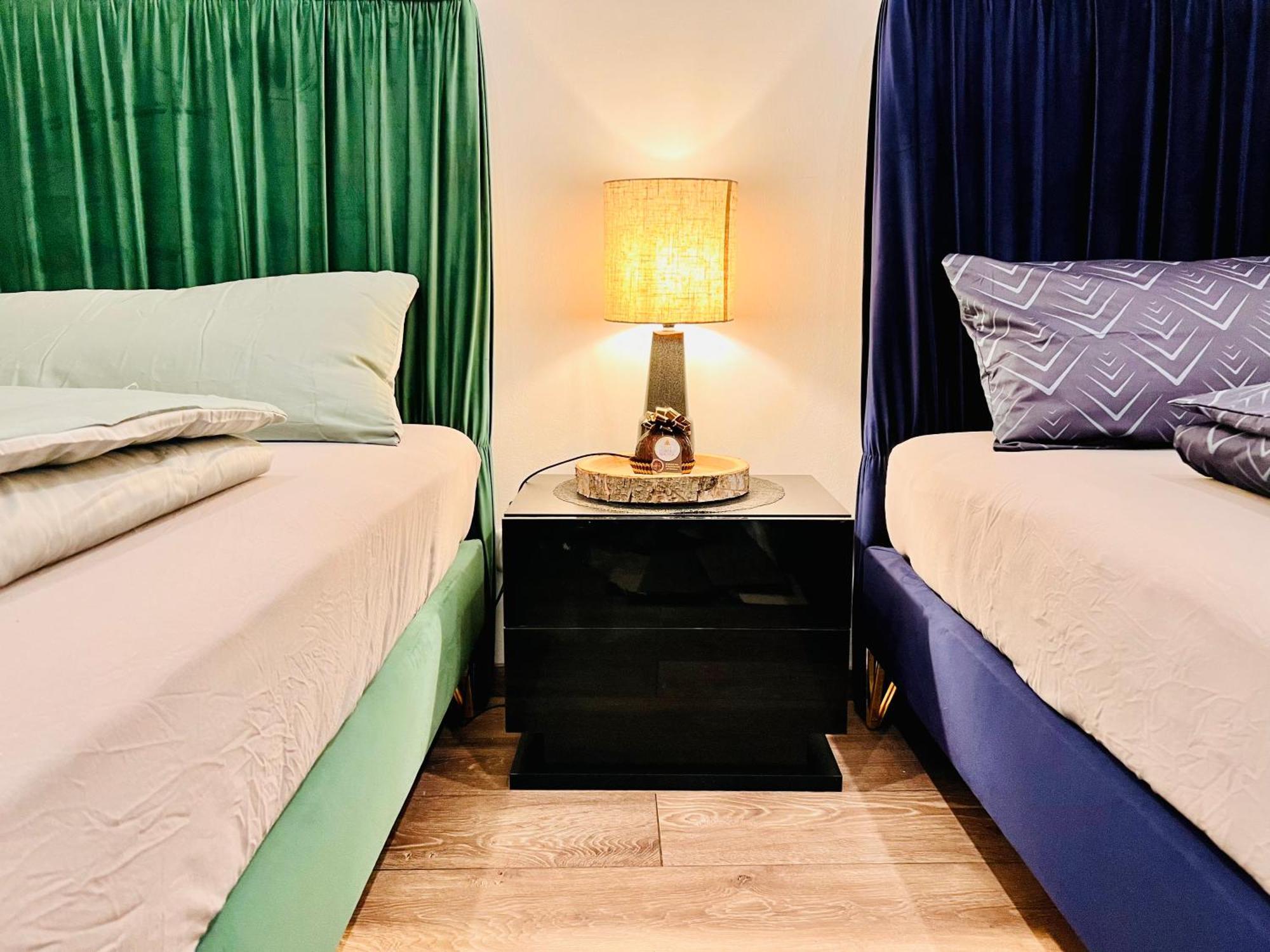 Elysian - 2 Parkplaetze - 1min Bus & Bahn - St-elisabeth Krankenhaus - Lindenthaler Tierpark - Neu Renoviert & Perfekte Lage Apartment *