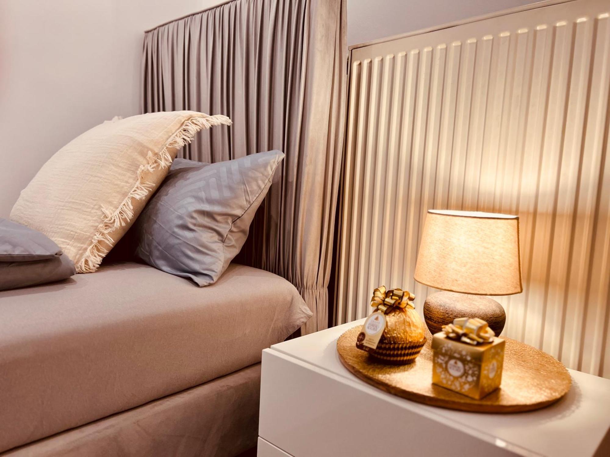 Elysian - 2 Parkplaetze - 1min Bus & Bahn - St-elisabeth Krankenhaus - Lindenthaler Tierpark - Neu Renoviert & Perfekte Lage