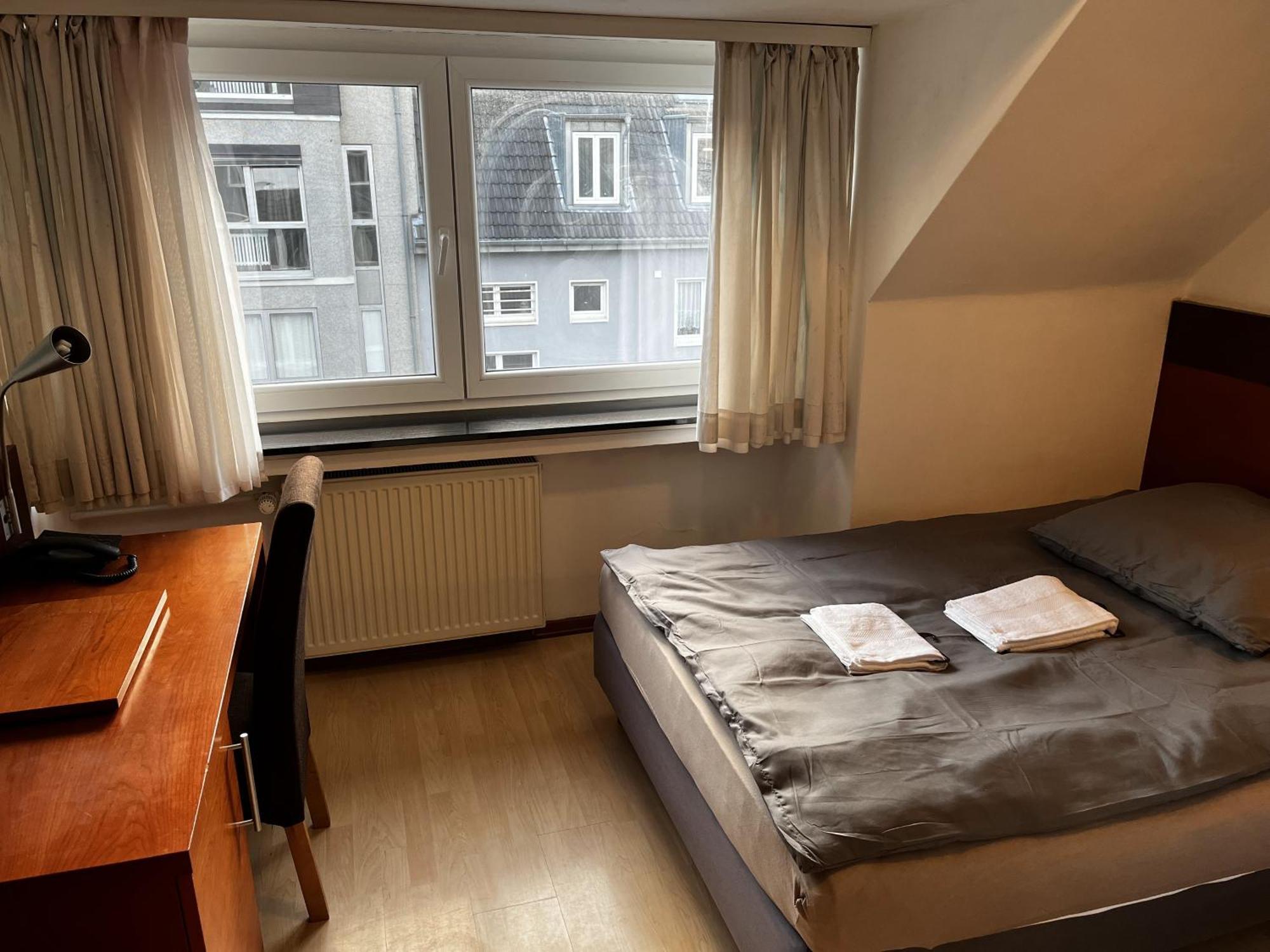 Hotel Tenova Koeln-Neumarkt Hotel Cologne