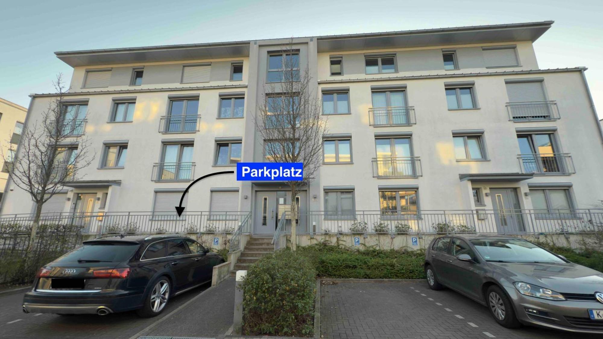 Homestay Nahe Messe - Privates Gaestezimmer Mit Bad In Einer Cologne