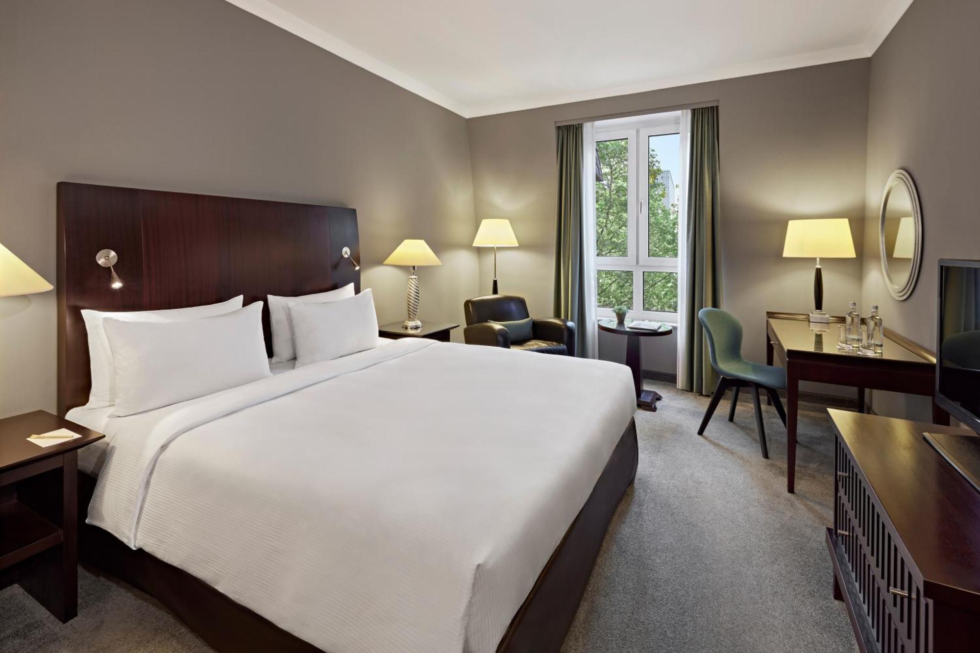 Lindner Plaza 4* Cologne