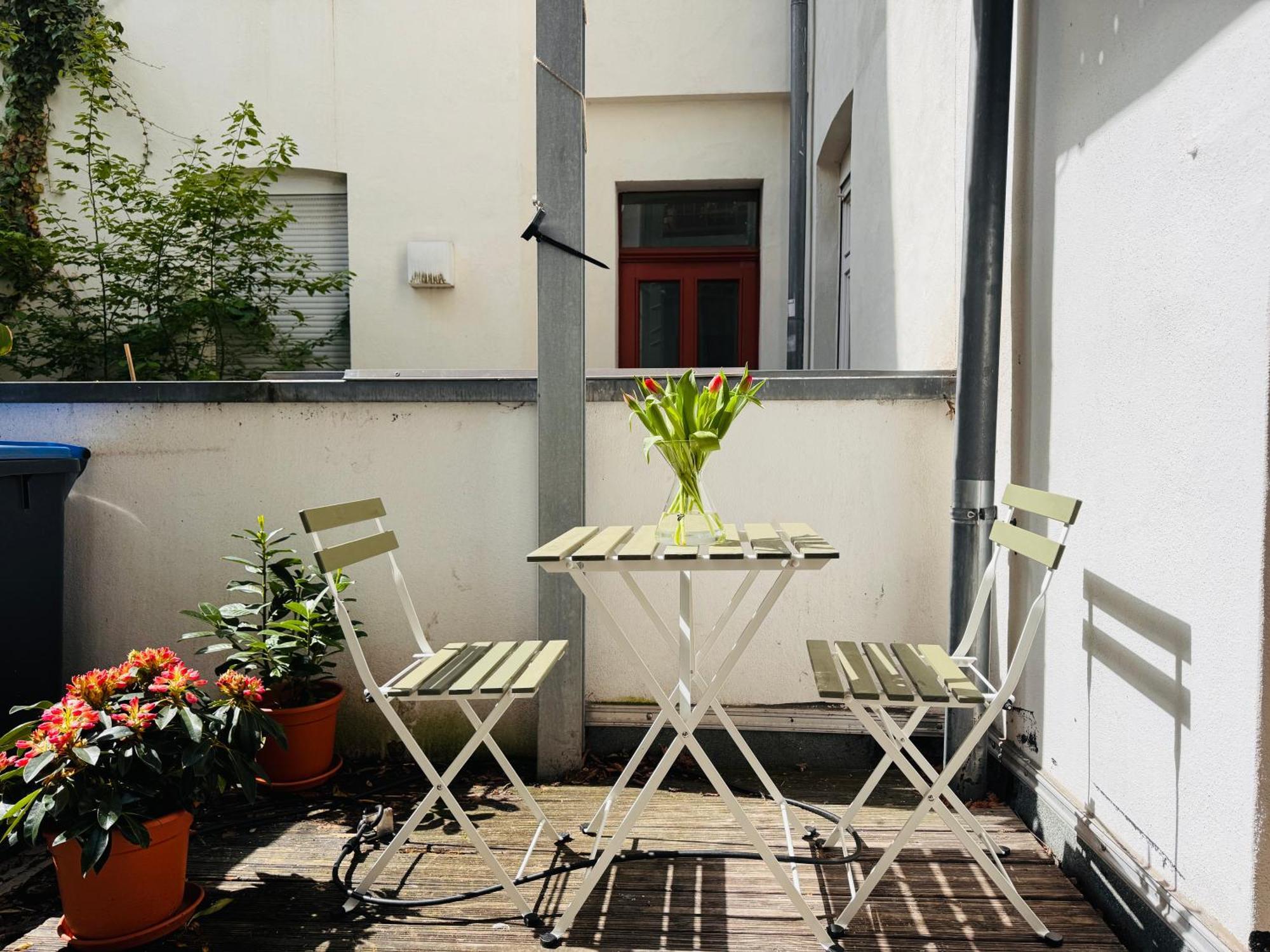 Apartment Charmantes 2-zimmer Altbau In Nippes