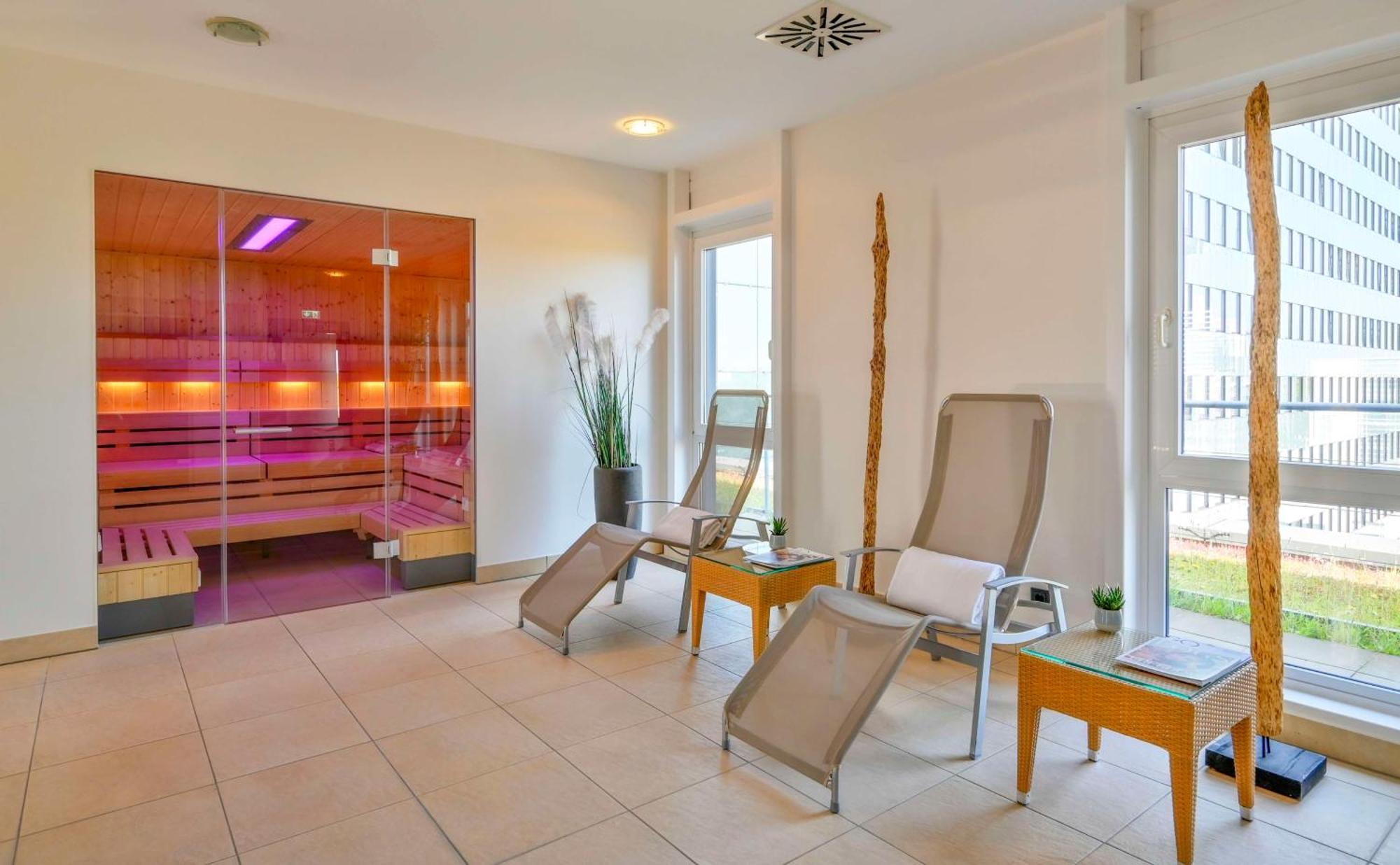 Park By Radisson West 4*