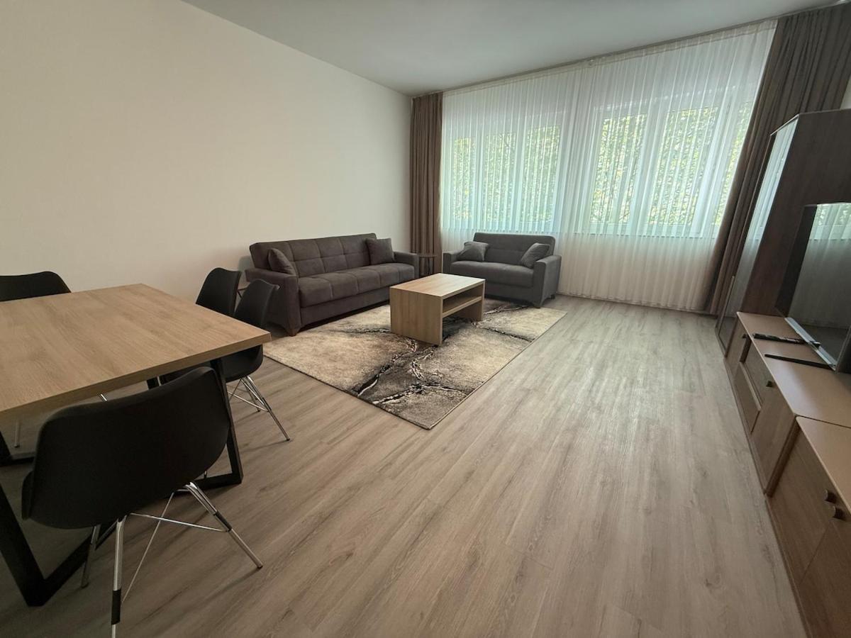 Apartment Luxury Deluxe Apartment With 3 Rooms Xl-Orchid Cologne