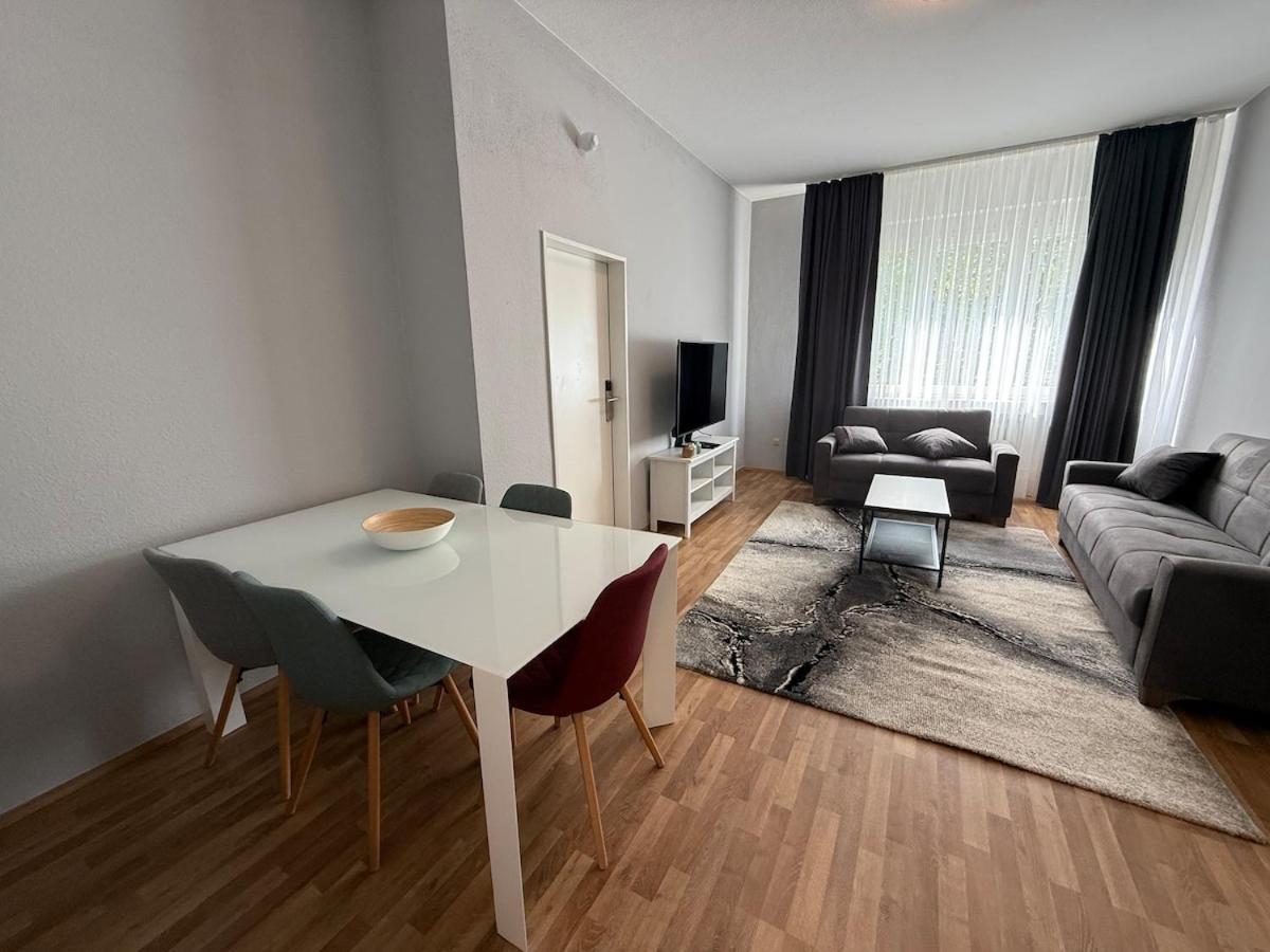 Appartement 1 In Location-lilac