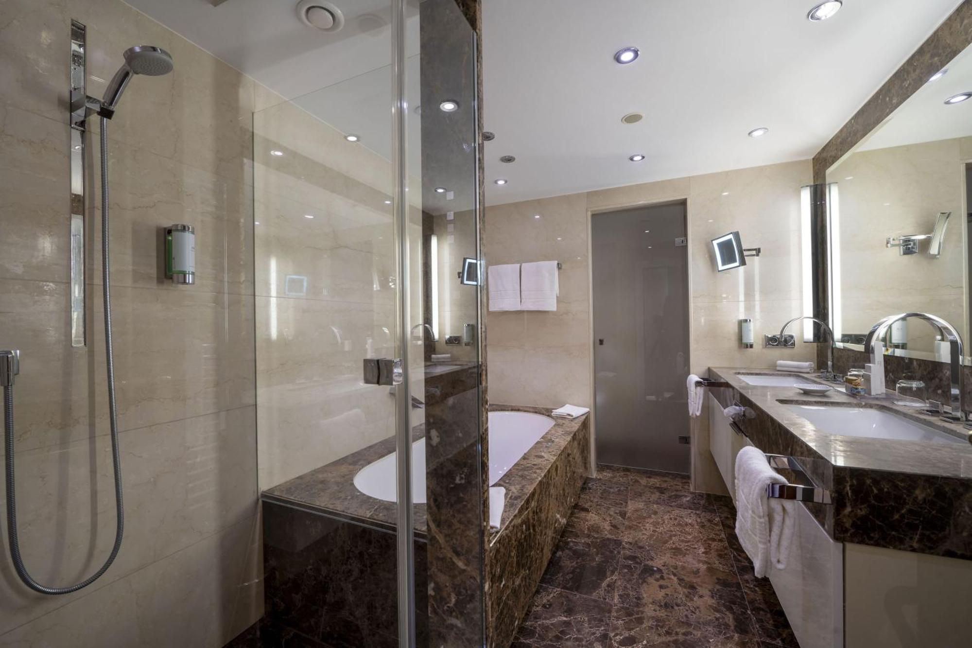 Maritim Hotel Colonia