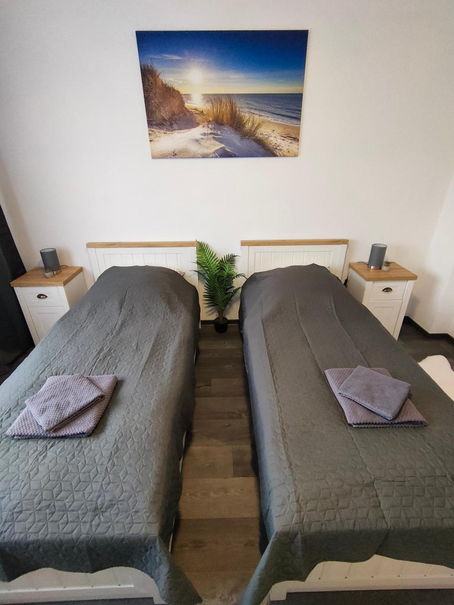 Large - Modern & Fully Equipped - Near Fair *