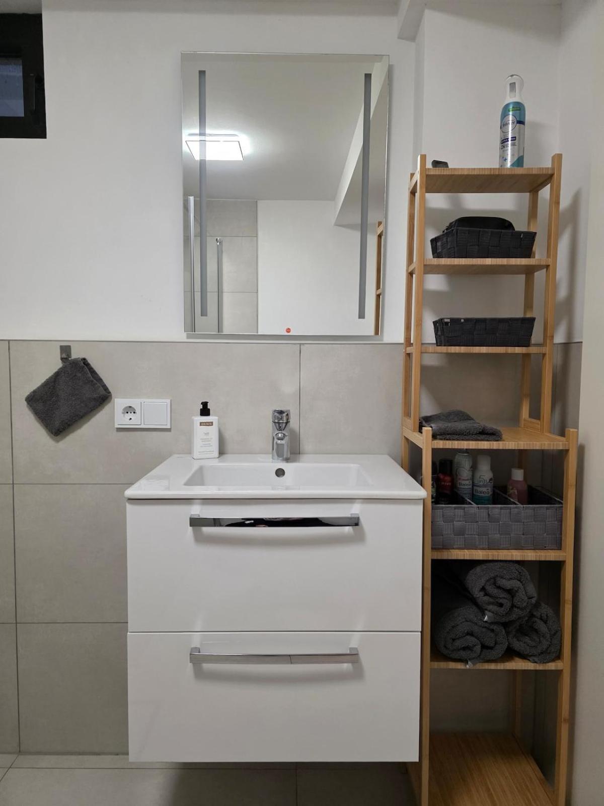 Apartment Moderne Im Norden Von Köln
