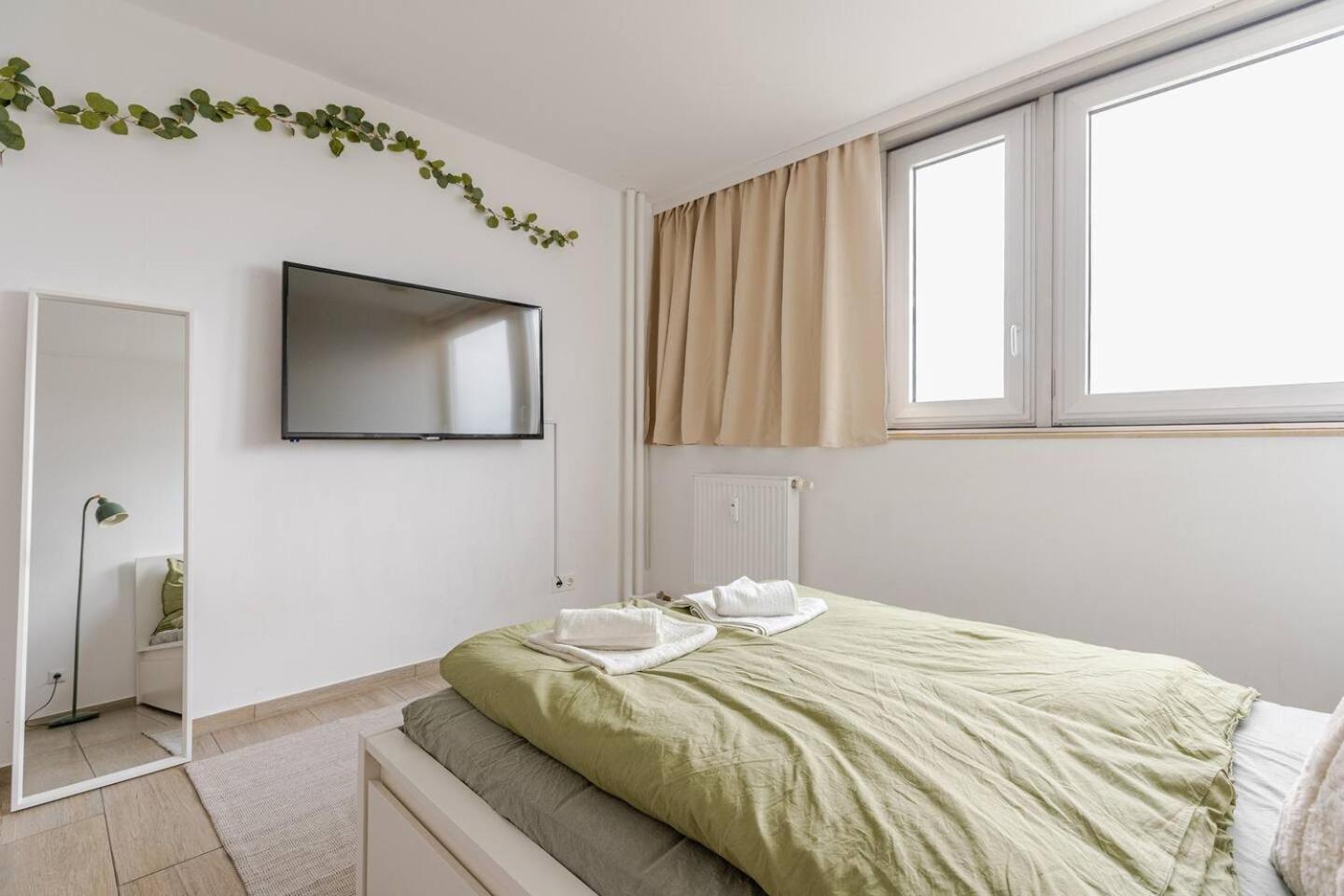 Schoenes Mit Parkplatz & 24h Checkin 2 Apartment