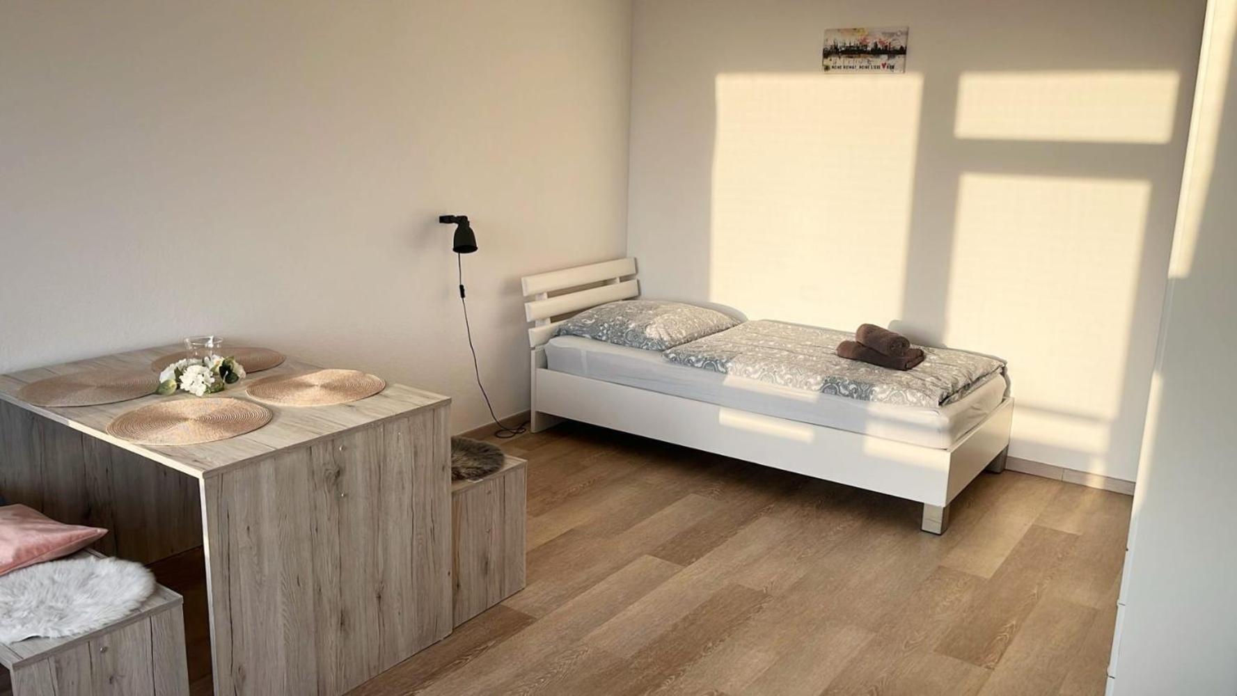 Stylish In Koeln-deutz Apartment *