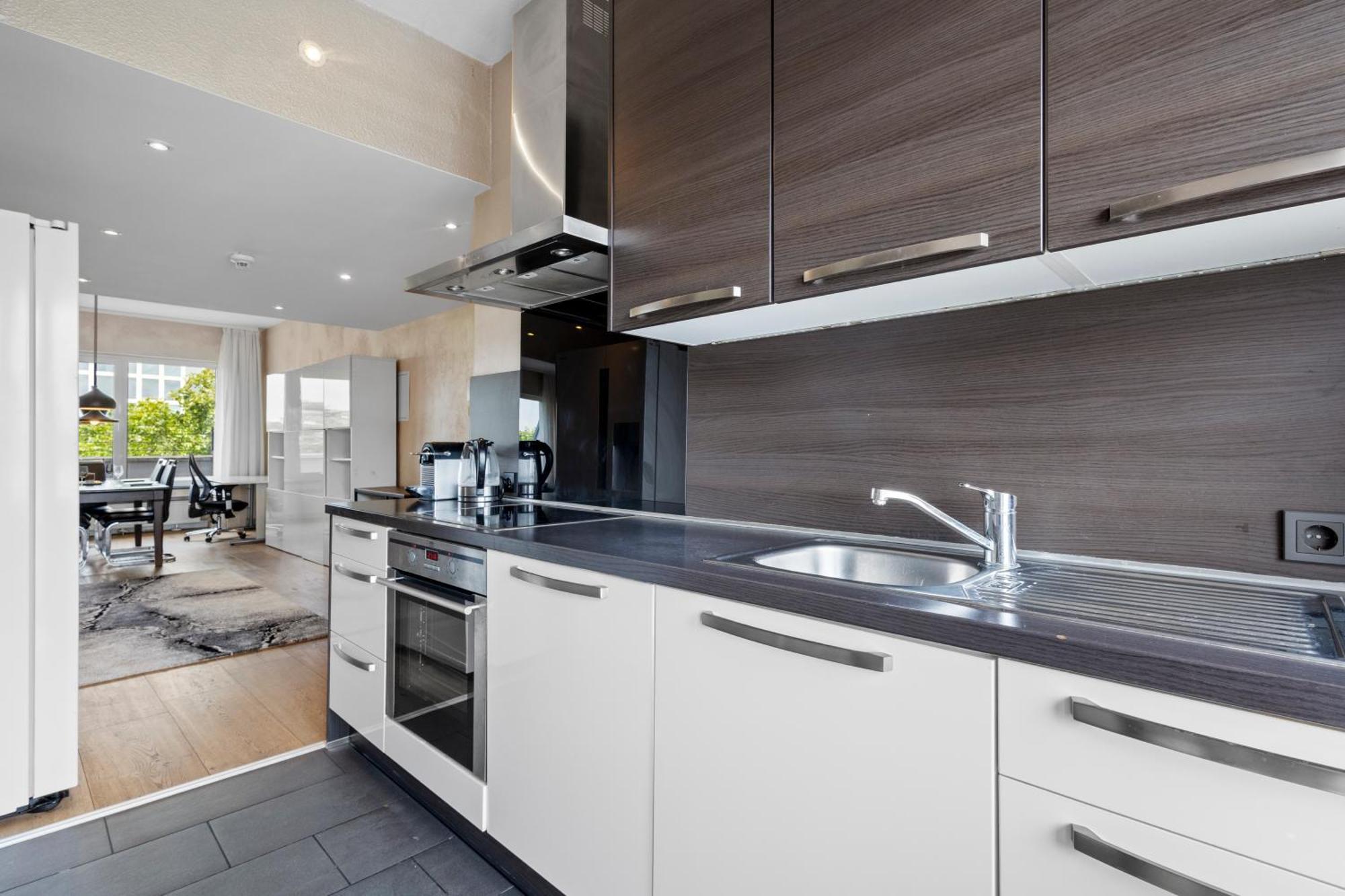 Domloge Lofts & *