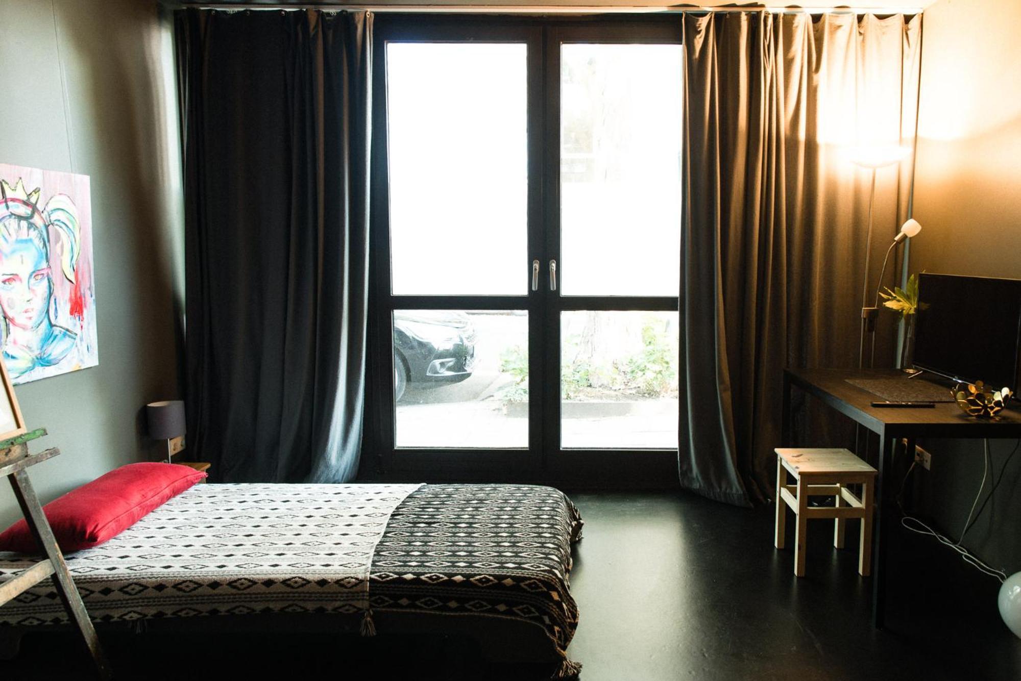 In Atelierwohnung * Cologne