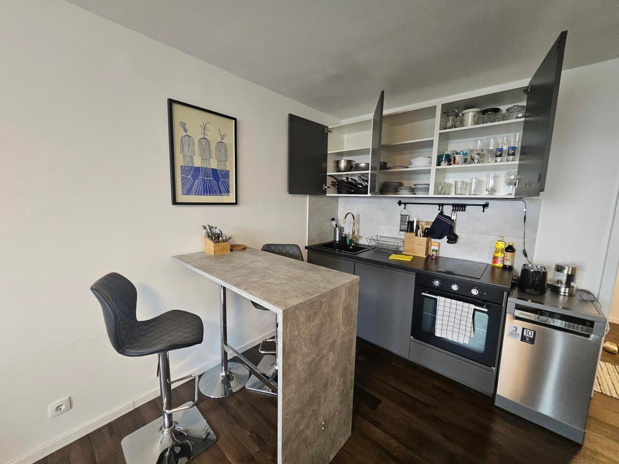 Ehrenfeld - Bright 32m2 Flat Köln