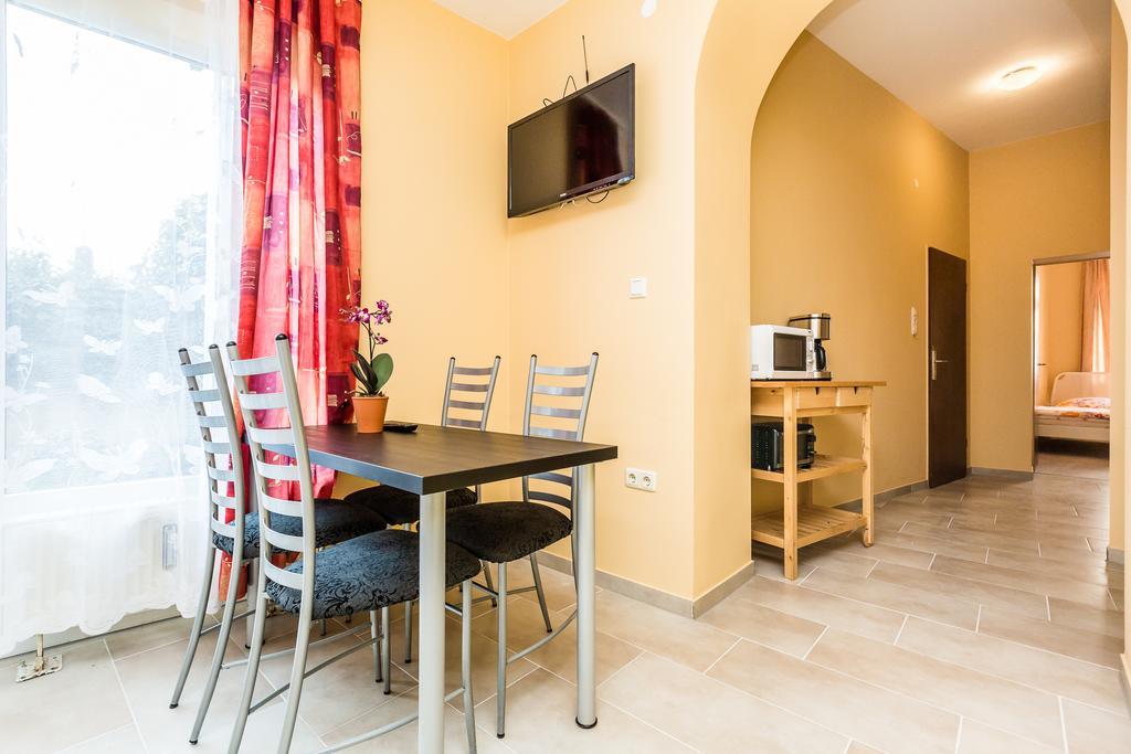 Ferienwohnung Messe * Cologne
