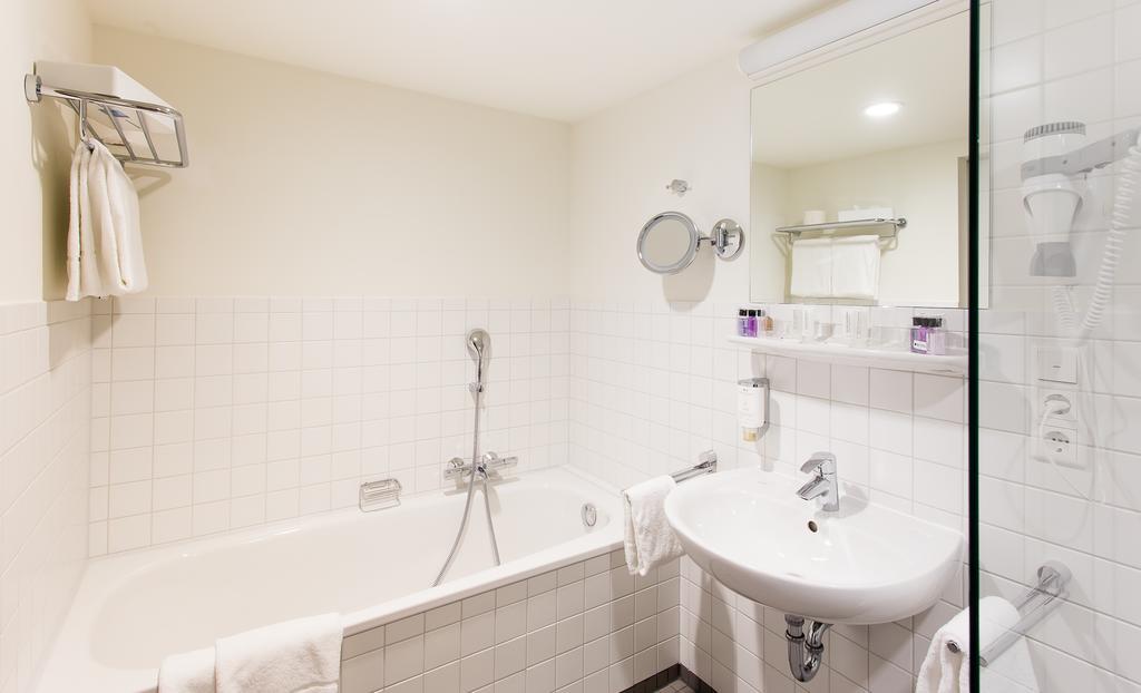 Stadthotel Am Roemerturm Hotel 4*