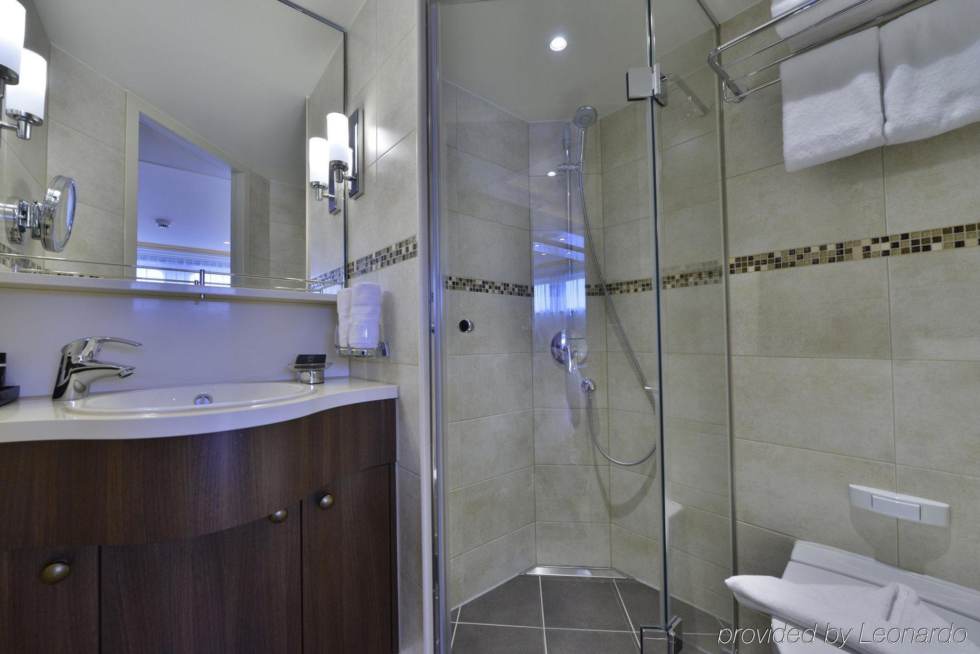 Faircruise Business Hotelship 4*