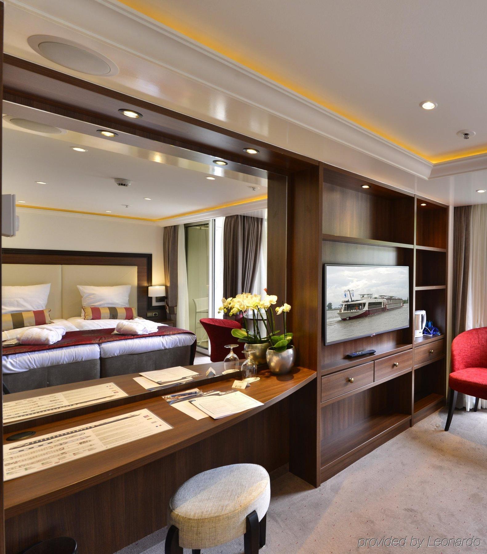Faircruise Business Hotelship 4*