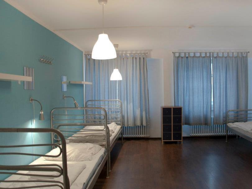 Station - For Backpackers *