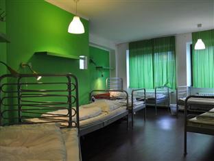 Station - For Backpackers Albergue *