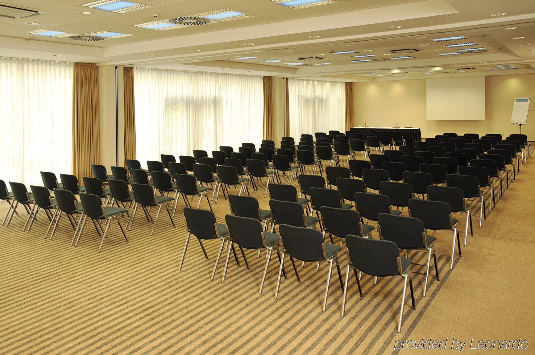 Nh Altstadt Hotel 4*