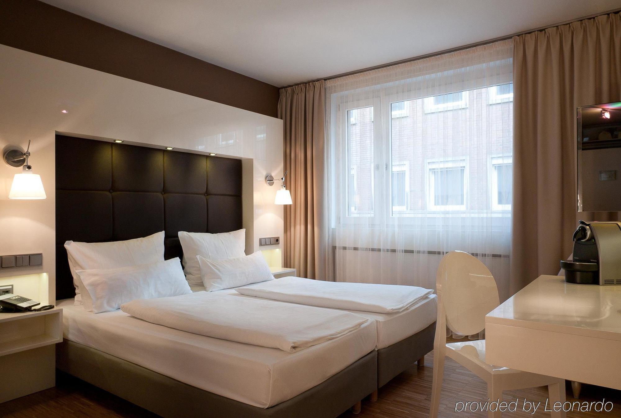Santo Hotel Cologne