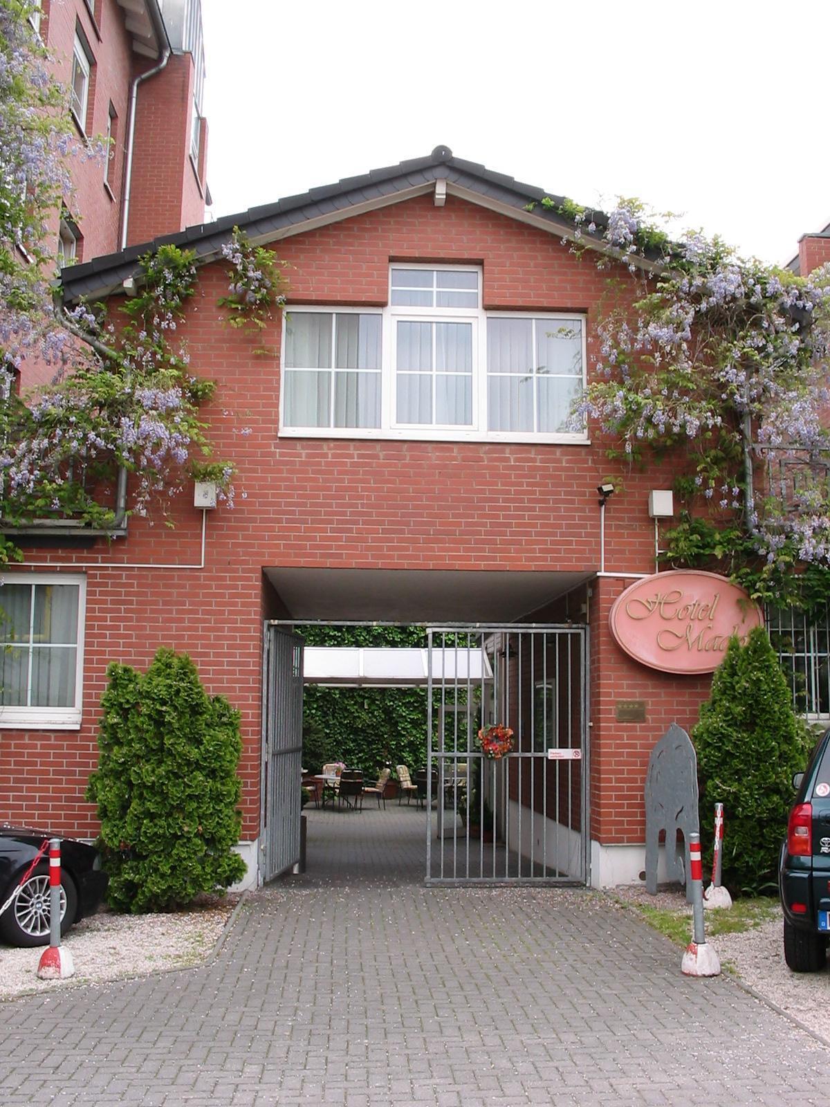 Mado Hotel 4*