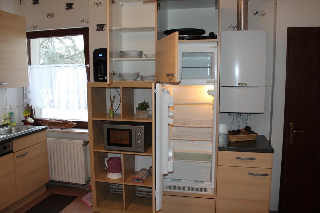B49 - & Messe Appartement Keulen