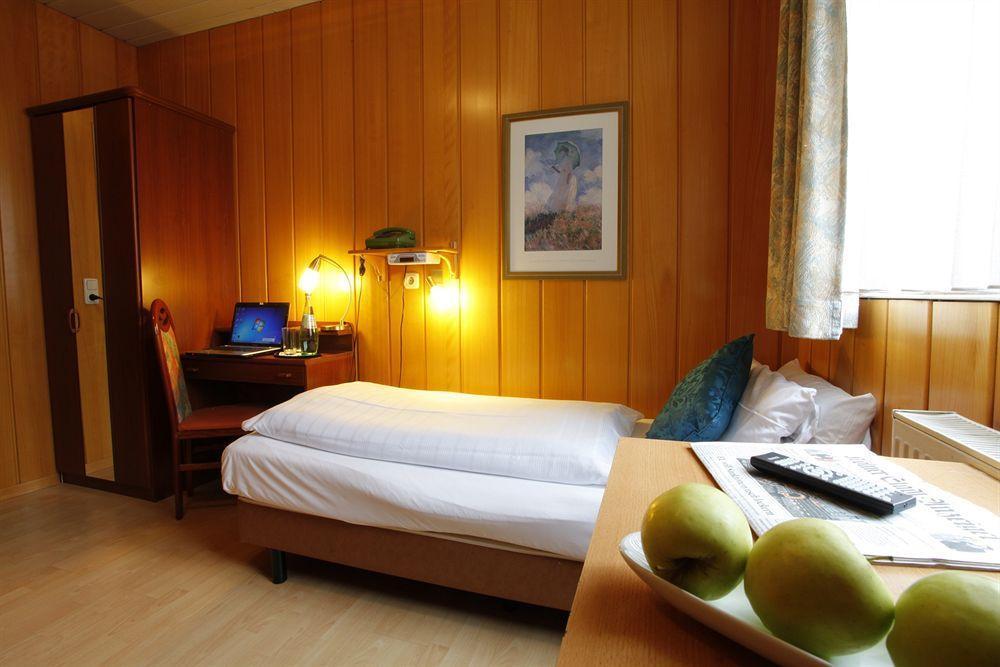 Centro Arkadia Hotel 2*