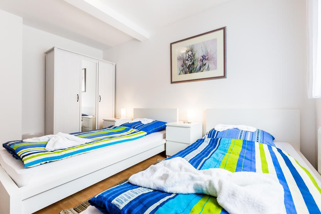 Ferienhaus Koeln Holiday home Cologne
