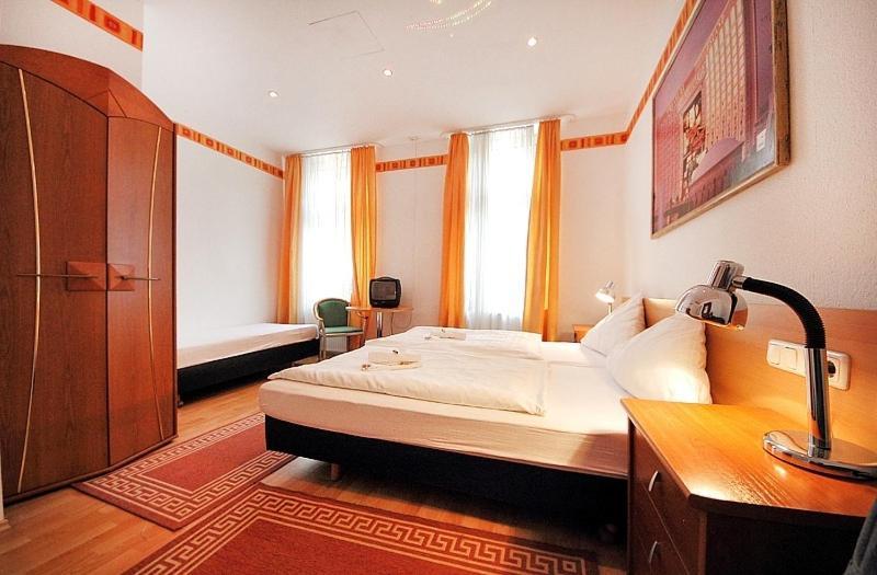 Storch Hotel