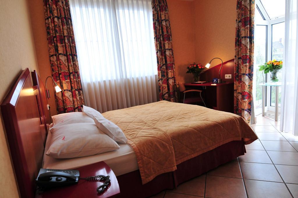 Hotel Mado Cologne