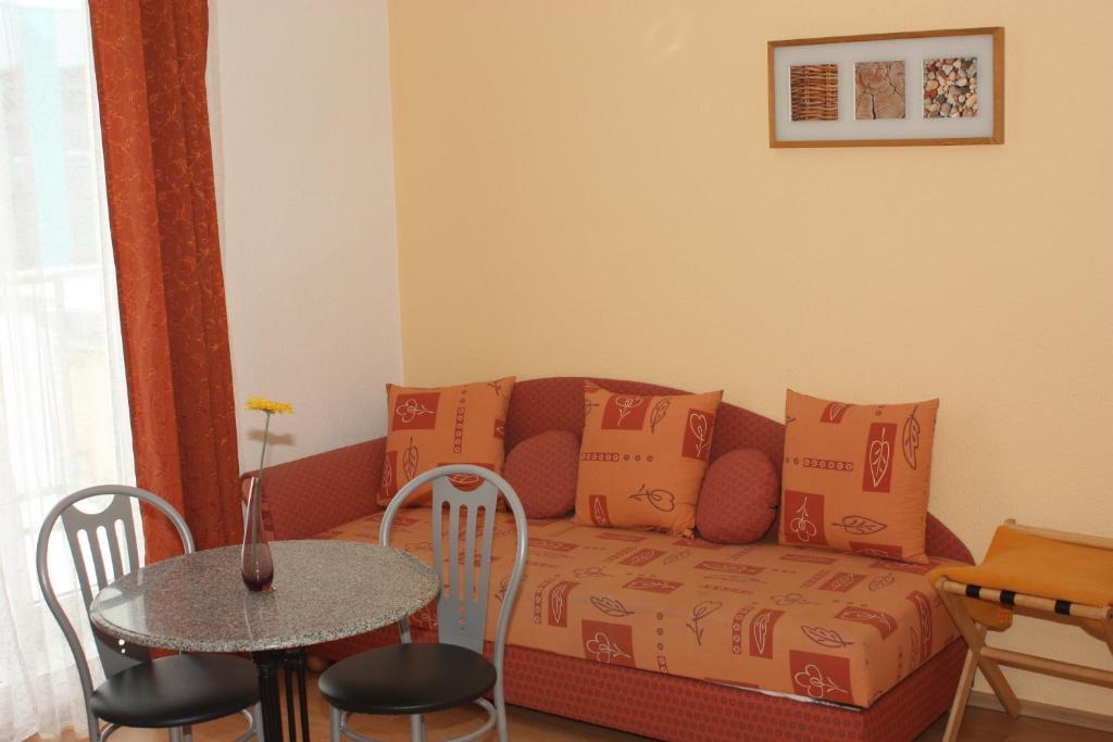 Hotel Alt-rodenkirchen 2*